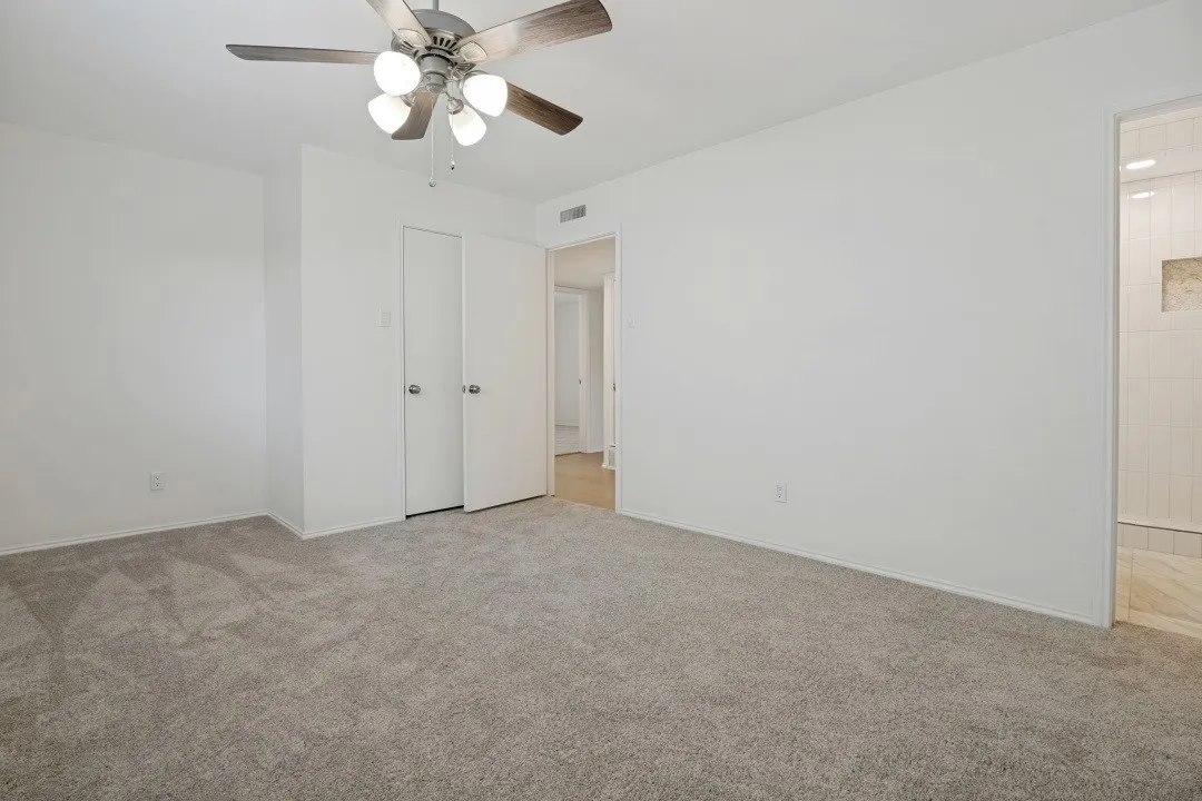 Single Family Residence For Sale in Dallas County , 3126 High Plateau, Garland, Texas 75044, 3 Bedroom, 2 Bathroom, 2 Garage spaces, 1,530 Sqft, built in 1971, mls#21347677, Real Estate Agent in Garland, Homes For Sale in Dallas county, Homes For Sale in Garland, Realtor in Garland Texas, Real Estate Brokerage Independent Realty Texas, Luminita Cordes Realtor