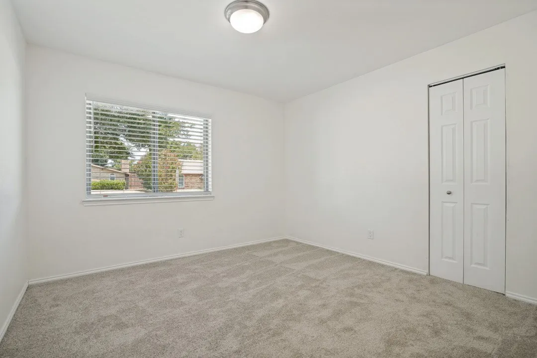 Single Family Residence For Sale in Dallas County , 3126 High Plateau, Garland, Texas 75044, 3 Bedroom, 2 Bathroom, 2 Garage spaces, 1,530 Sqft, built in 1971, mls#21347677, Real Estate Agent in Garland, Homes For Sale in Dallas county, Homes For Sale in Garland, Realtor in Garland Texas, Real Estate Brokerage Independent Realty Texas, Luminita Cordes Realtor