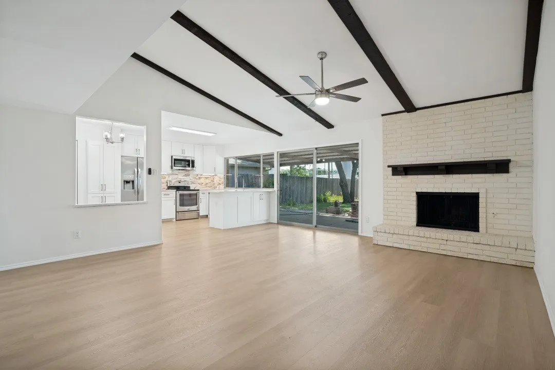 Single Family Residence For Sale in Dallas County , 3126 High Plateau, Garland, Texas 75044, 3 Bedroom, 2 Bathroom, 2 Garage spaces, 1,530 Sqft, built in 1971, mls#21347677, Real Estate Agent in Garland, Homes For Sale in Dallas county, Homes For Sale in Garland, Realtor in Garland Texas, Real Estate Brokerage Independent Realty Texas, Luminita Cordes Realtor
