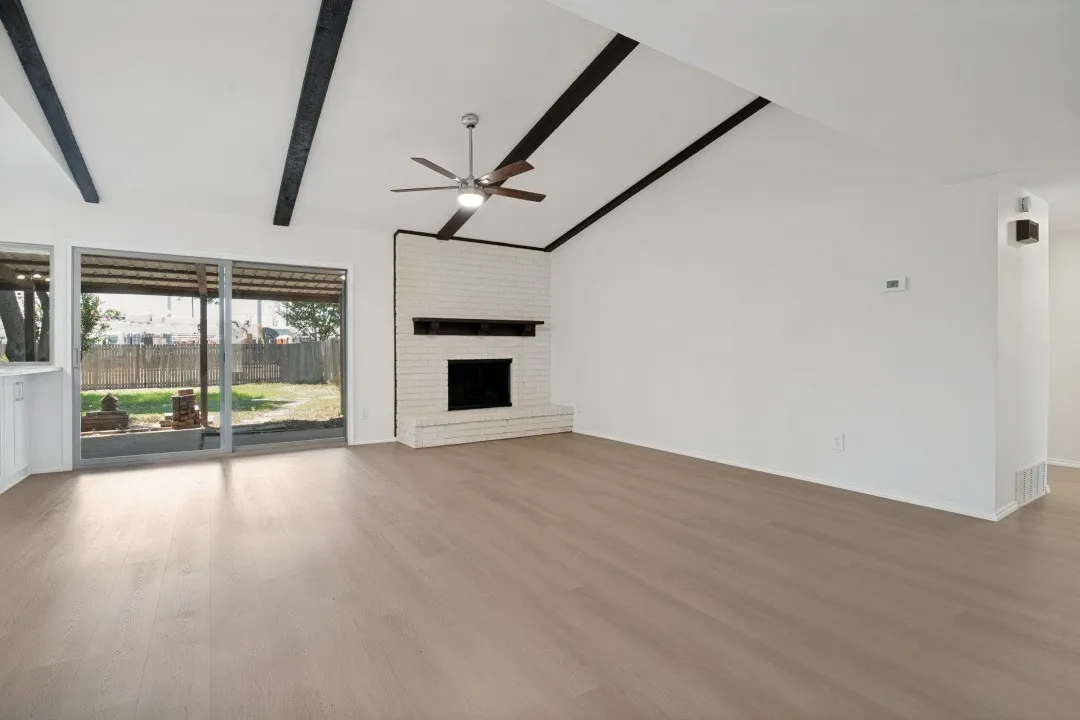 Single Family Residence For Sale in Dallas County , 3126 High Plateau, Garland, Texas 75044, 3 Bedroom, 2 Bathroom, 2 Garage spaces, 1,530 Sqft, built in 1971, mls#21347677, Real Estate Agent in Garland, Homes For Sale in Dallas county, Homes For Sale in Garland, Realtor in Garland Texas, Real Estate Brokerage Independent Realty Texas, Luminita Cordes Realtor