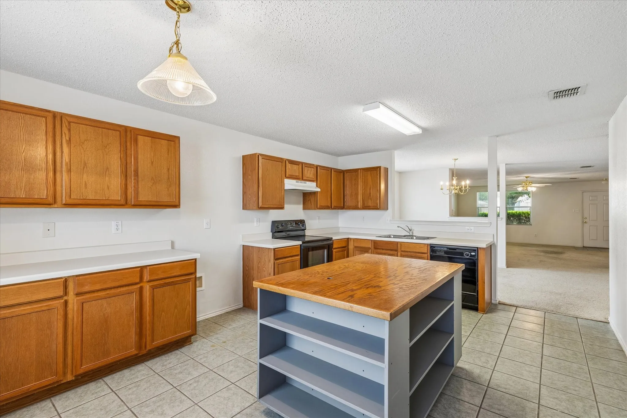 Kitchen has large island
