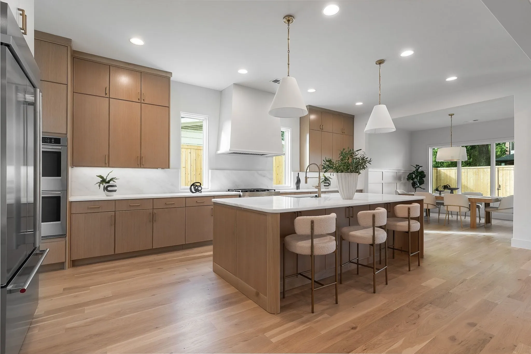 Single Family Residence For Sale in Dallas County , 7212 Wake Forrest Drive, Dallas, Texas 75214, 4 Bedroom, 5 Bathroom, 2 Garage spaces, 4,289 Sqft, built in 2026, mls#21347687, Real Estate Agent in Dallas, Homes For Sale in Dallas county, Homes For Sale in Dallas, Realtor in Dallas Texas, Real Estate Brokerage Independent Realty Texas, Luminita Cordes Realtor