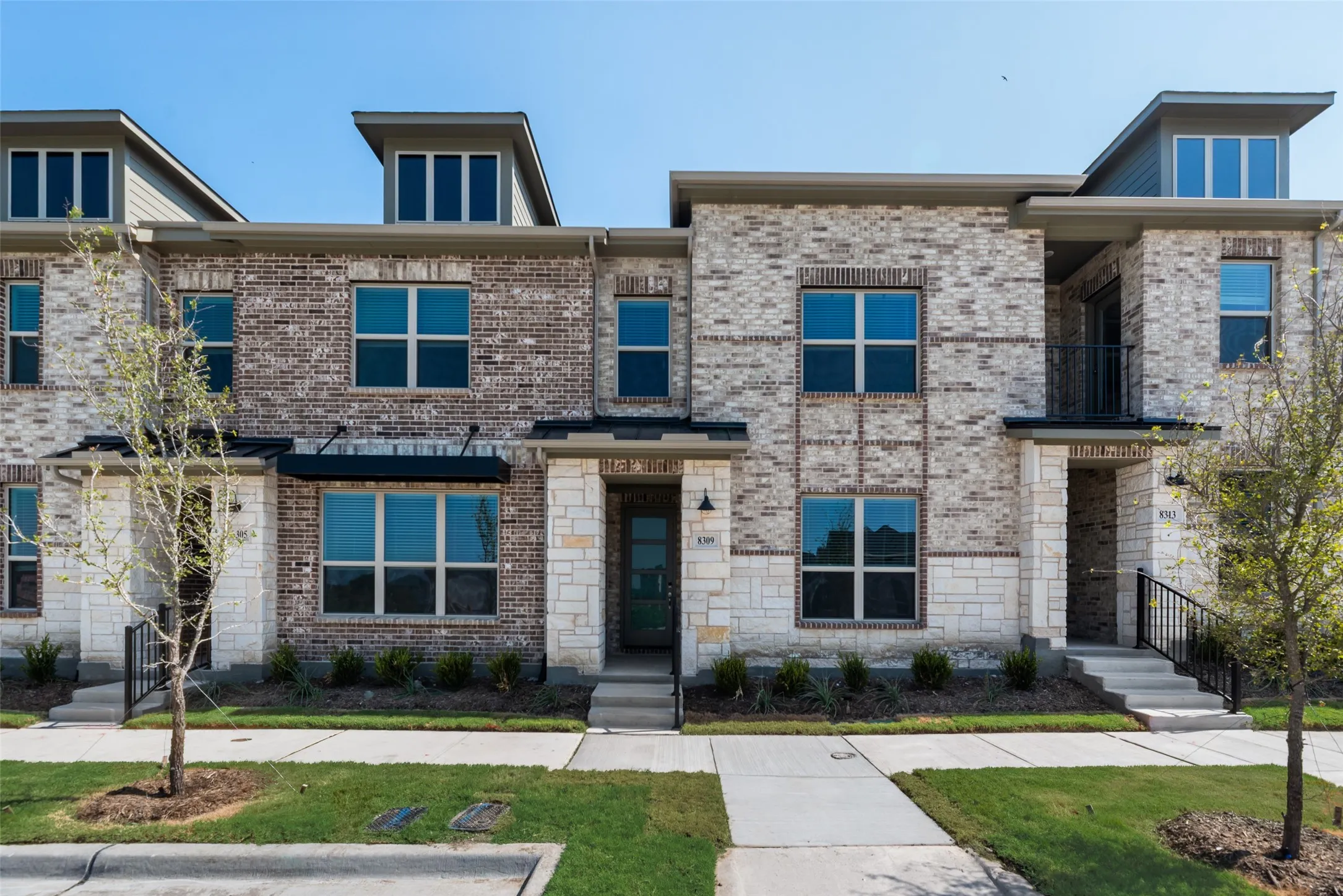 Townhouse For Sale in Dallas County , 8309 Bayside Drive, Rowlett, Texas 75088, 3 Bedroom, 3 Bathroom, 2 Garage spaces, 1,914 Sqft, built in 2026, mls#21347040, Real Estate Agent in Rowlett, Homes For Sale in Dallas county, Homes For Sale in Rowlett, Realtor in Rowlett Texas, Real Estate Brokerage Independent Realty Texas, Luminita Cordes Realtor