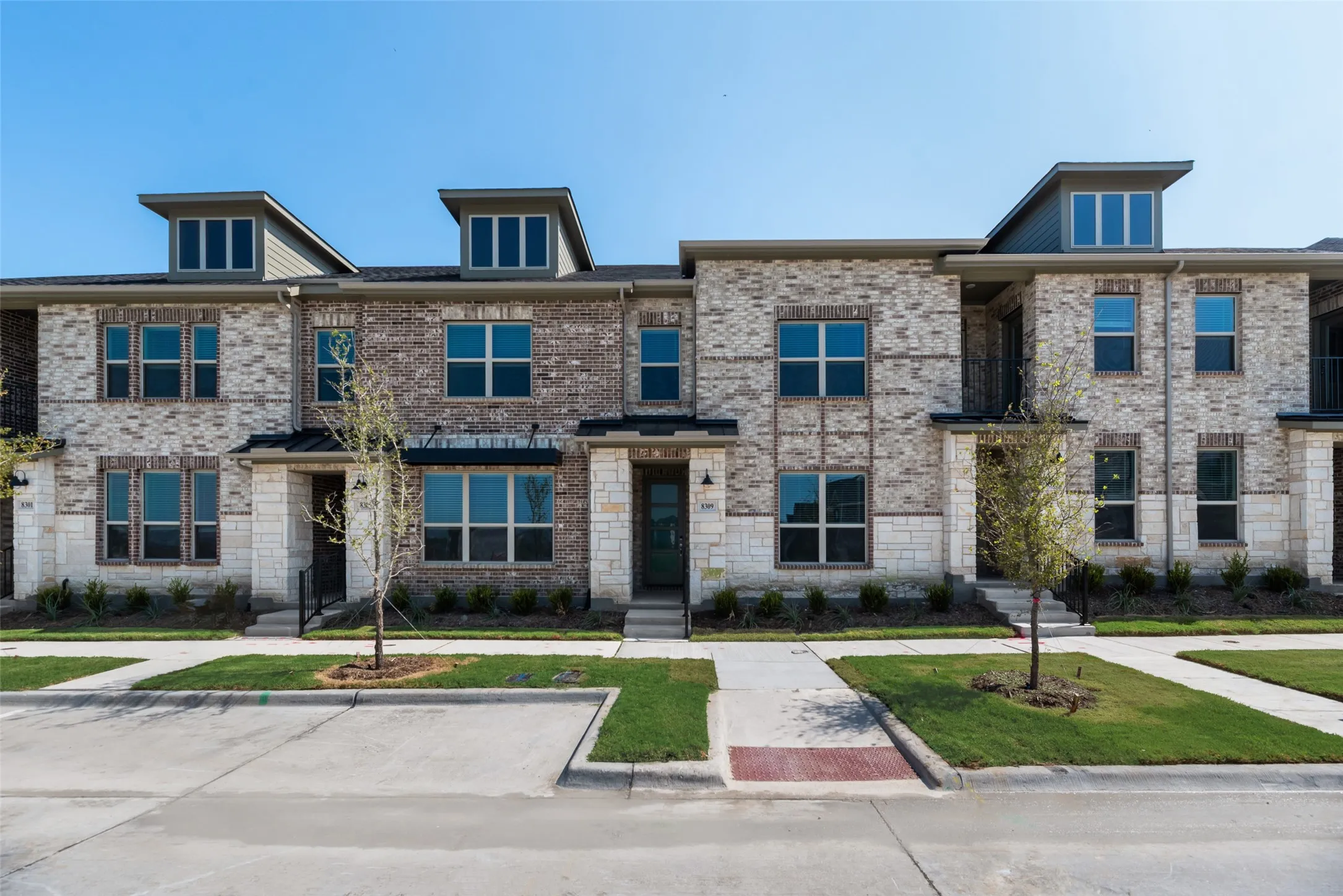 Townhouse For Sale in Dallas County , 8309 Bayside Drive, Rowlett, Texas 75088, 3 Bedroom, 3 Bathroom, 2 Garage spaces, 1,914 Sqft, built in 2026, mls#21347040, Real Estate Agent in Rowlett, Homes For Sale in Dallas county, Homes For Sale in Rowlett, Realtor in Rowlett Texas, Real Estate Brokerage Independent Realty Texas, Luminita Cordes Realtor