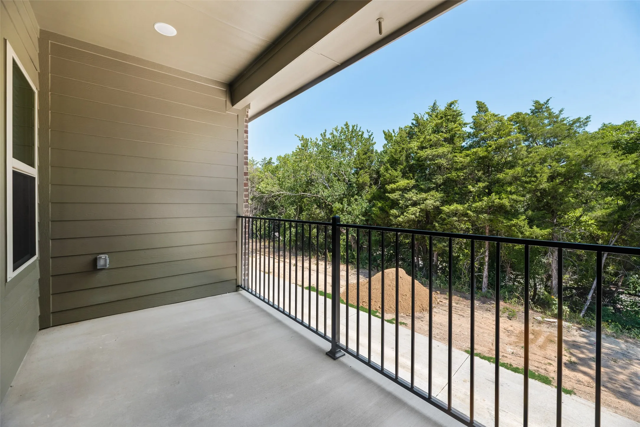 Townhouse For Sale in Dallas County , 8309 Bayside Drive, Rowlett, Texas 75088, 3 Bedroom, 3 Bathroom, 2 Garage spaces, 1,914 Sqft, built in 2026, mls#21347040, Real Estate Agent in Rowlett, Homes For Sale in Dallas county, Homes For Sale in Rowlett, Realtor in Rowlett Texas, Real Estate Brokerage Independent Realty Texas, Luminita Cordes Realtor