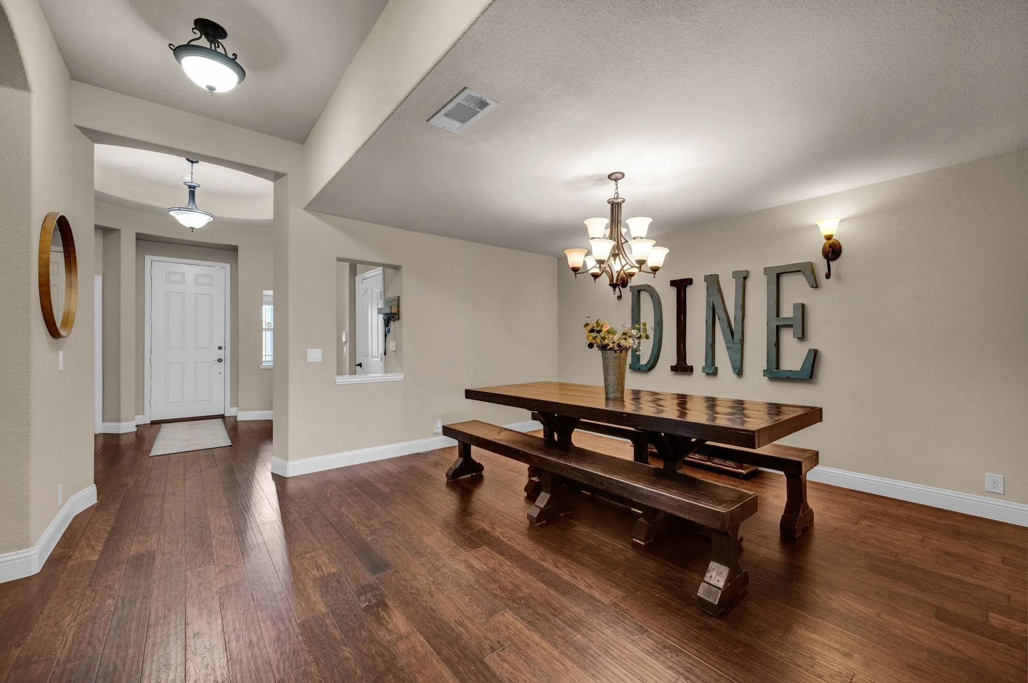 Large dining space that can serve as a flex-space as needed