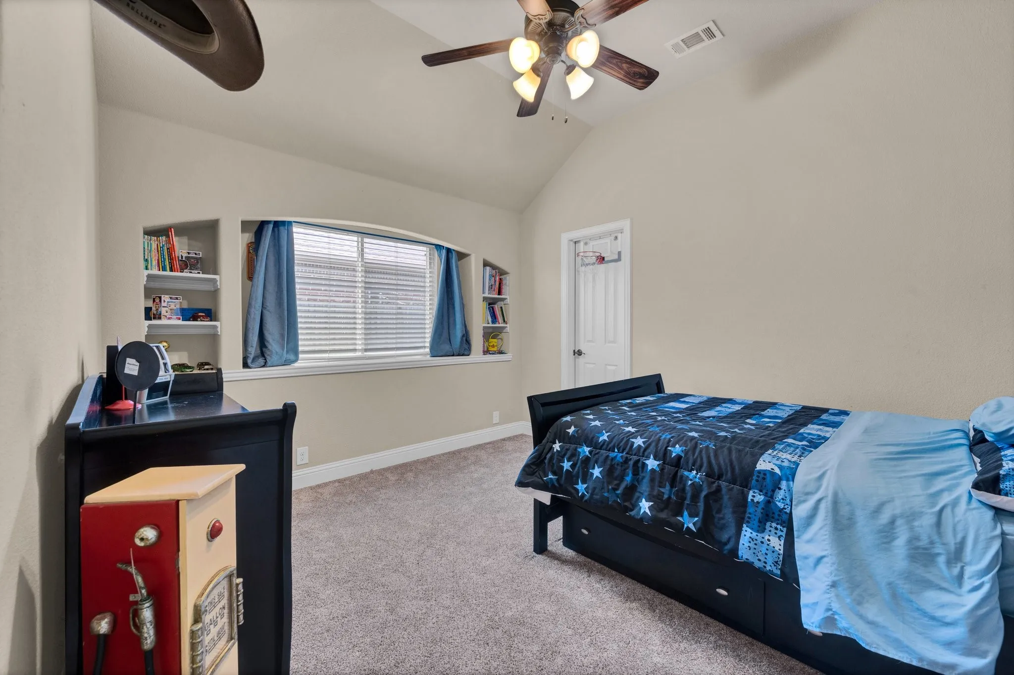 Bedroom #2