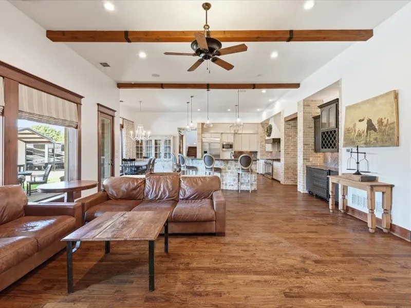 Single Family Residence For Sale in Denton County , 712 Frenchtown Road, Argyle, Texas 76226, 4 Bedroom, 5 Bathroom, 8 Garage spaces, 3,969 Sqft, built in 2007, mls#21346403, Real Estate Agent in Argyle, Homes For Sale in Denton county, Homes For Sale in Argyle, Realtor in Argyle Texas, Real Estate Brokerage Independent Realty Texas, Luminita Cordes Realtor