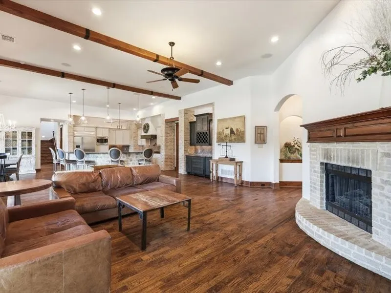 Single Family Residence For Sale in Denton County , 712 Frenchtown Road, Argyle, Texas 76226, 4 Bedroom, 5 Bathroom, 8 Garage spaces, 3,969 Sqft, built in 2007, mls#21346403, Real Estate Agent in Argyle, Homes For Sale in Denton county, Homes For Sale in Argyle, Realtor in Argyle Texas, Real Estate Brokerage Independent Realty Texas, Luminita Cordes Realtor