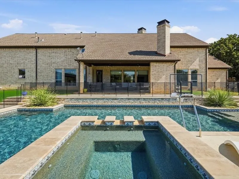 Single Family Residence For Sale in Denton County , 712 Frenchtown Road, Argyle, Texas 76226, 4 Bedroom, 5 Bathroom, 8 Garage spaces, 3,969 Sqft, built in 2007, mls#21346403, Real Estate Agent in Argyle, Homes For Sale in Denton county, Homes For Sale in Argyle, Realtor in Argyle Texas, Real Estate Brokerage Independent Realty Texas, Luminita Cordes Realtor