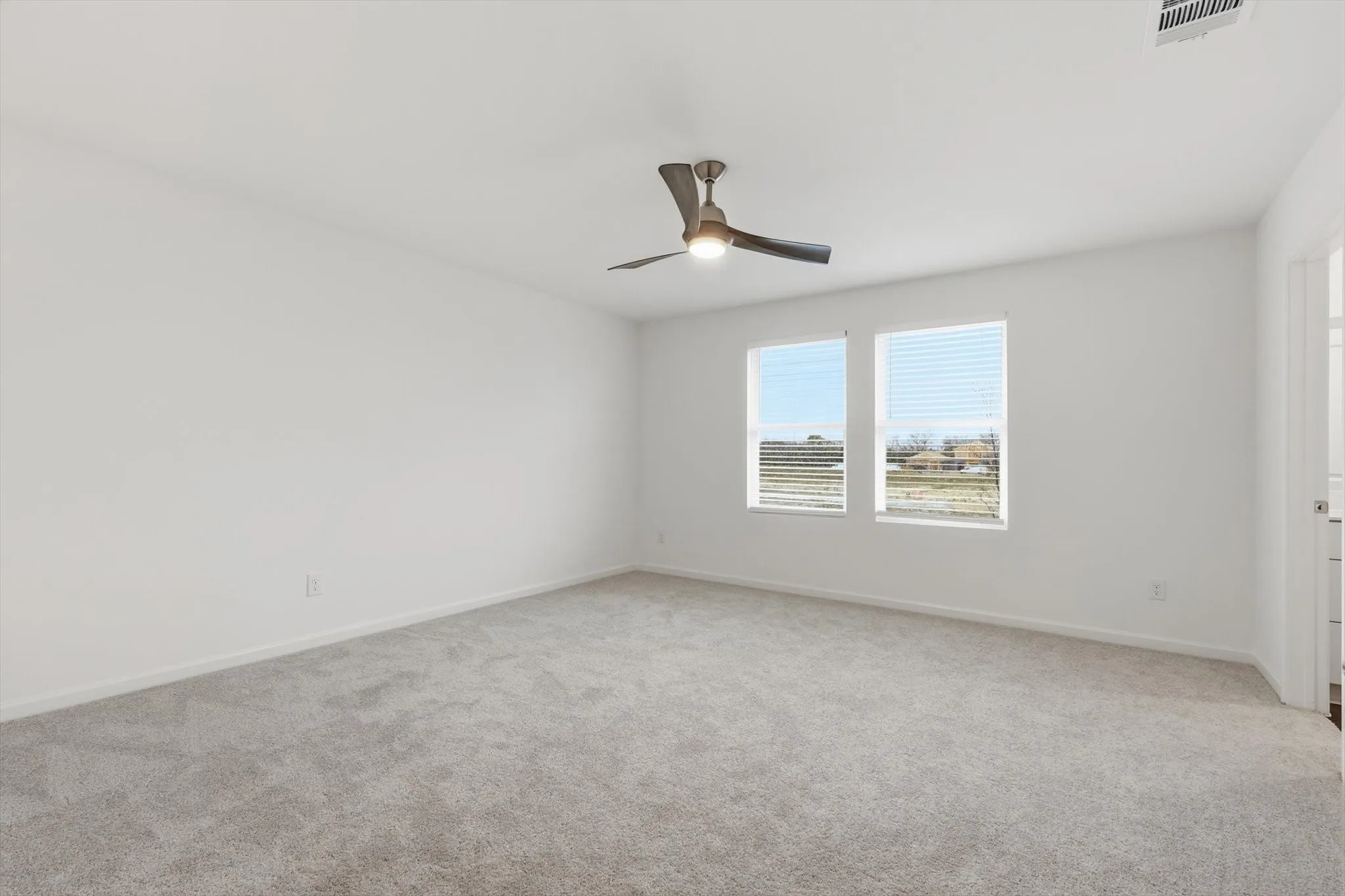 Single Family Residence For Rent in Collin County , 2106 Meadow Park Drive, Melissa, Texas 75454, 3 Bedroom, 3 Bathroom, 2 Garage spaces, 1,826 Sqft, built in 2025, mls#21346339, Real Estate Agent in Melissa, Homes For Rent in Collin county, Homes For Rent in Melissa, Realtor in Melissa Texas, Real Estate Brokerage Independent Realty Texas, Luminita Cordes Realtor