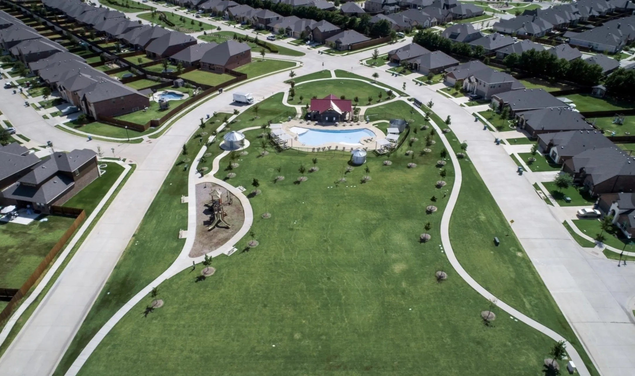 Single Family Residence For Rent in Denton County , 2929 Brazos Drive, Little Elm, Texas 75068, 4 Bedroom, 2 Bathroom, 2 Garage spaces, 1,872 Sqft, built in 2018, mls#21347389, Real Estate Agent in Little Elm, Homes For Rent in Denton county, Homes For Rent in Little Elm, Realtor in Little Elm Texas, Real Estate Brokerage Independent Realty Texas, Luminita Cordes Realtor