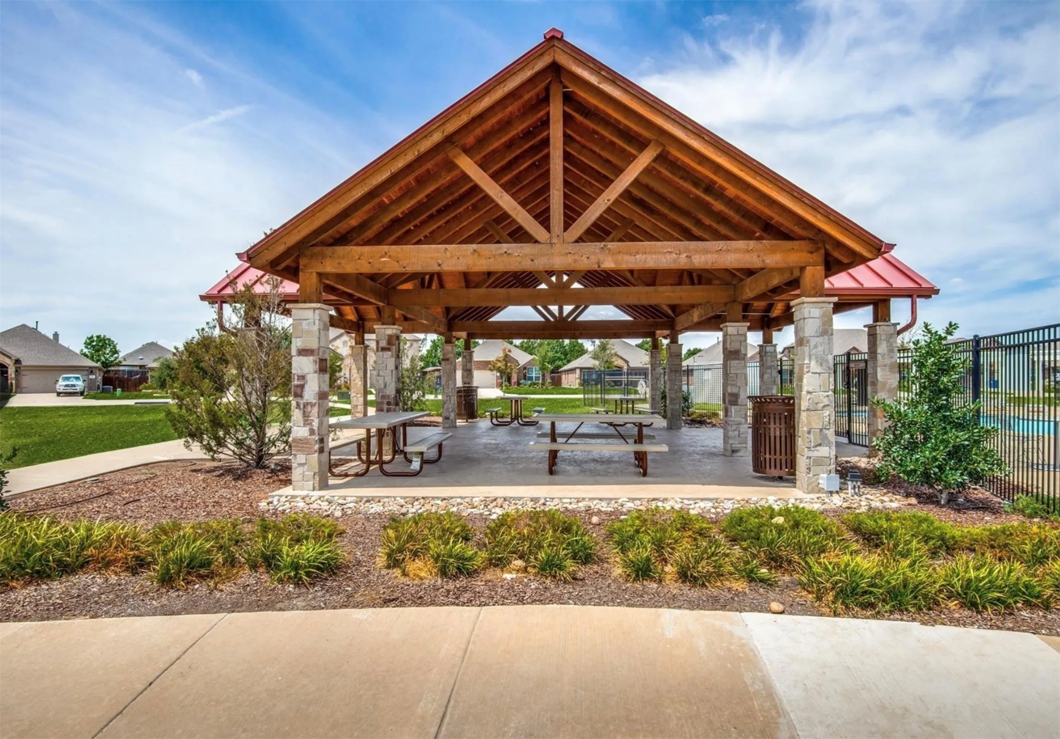Single Family Residence For Rent in Denton County , 2929 Brazos Drive, Little Elm, Texas 75068, 4 Bedroom, 2 Bathroom, 2 Garage spaces, 1,872 Sqft, built in 2018, mls#21347389, Real Estate Agent in Little Elm, Homes For Rent in Denton county, Homes For Rent in Little Elm, Realtor in Little Elm Texas, Real Estate Brokerage Independent Realty Texas, Luminita Cordes Realtor