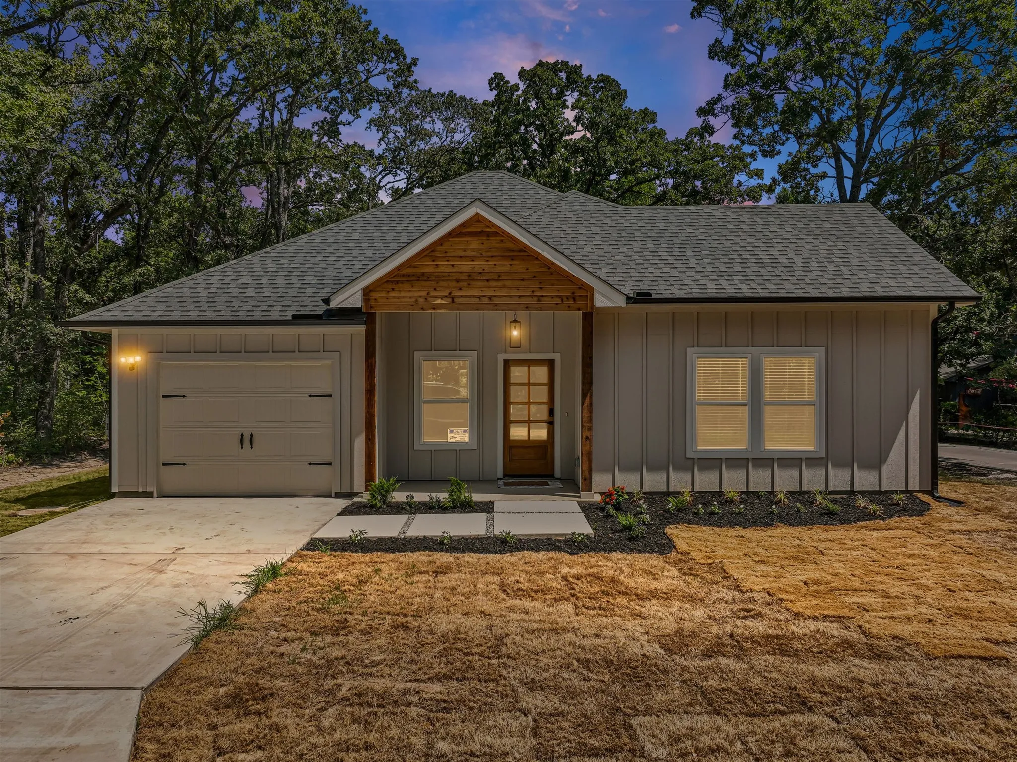 Single Family Residence For Sale in Henderson County , 113 Nina Street, Payne Springs, Texas 75156, 3 Bedroom, 3 Bathroom, 1 Garage spaces, 1,692 Sqft, built in 2026, mls#21347215, Real Estate Agent in Payne Springs, Homes For Sale in Henderson county, Homes For Sale in Payne Springs, Realtor in Payne Springs Texas, Real Estate Brokerage Independent Realty Texas, Luminita Cordes Realtor