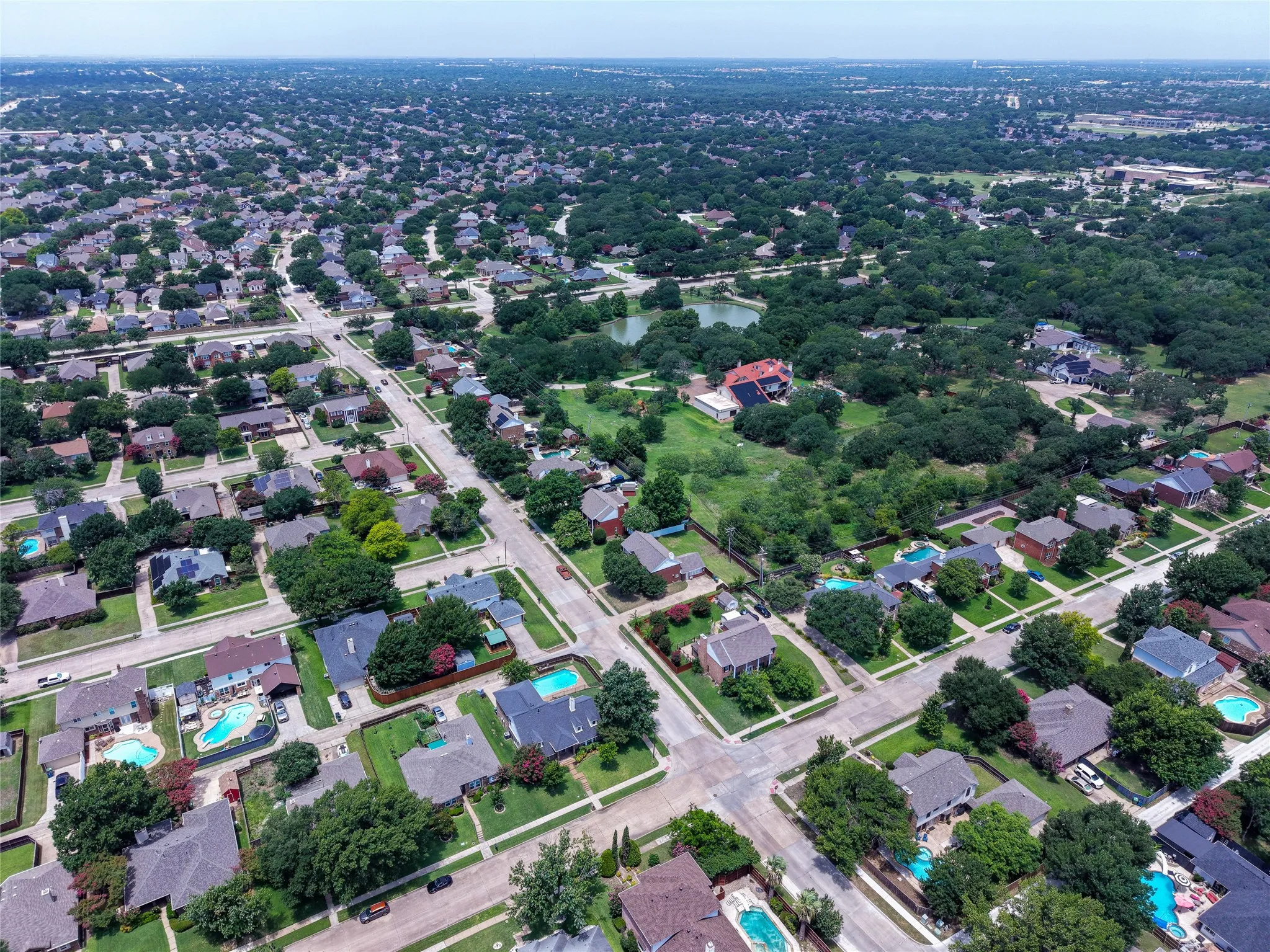 Single Family Residence For Sale in Denton County , 2060 Briarcliff Road, Lewisville, Texas 75067, 4 Bedroom, 3 Bathroom, 2 Garage spaces, 2,418 Sqft, built in 1989, mls#21347679, Real Estate Agent in Lewisville, Homes For Sale in Denton county, Homes For Sale in Lewisville, Realtor in Lewisville Texas, Real Estate Brokerage Independent Realty Texas, Luminita Cordes Realtor