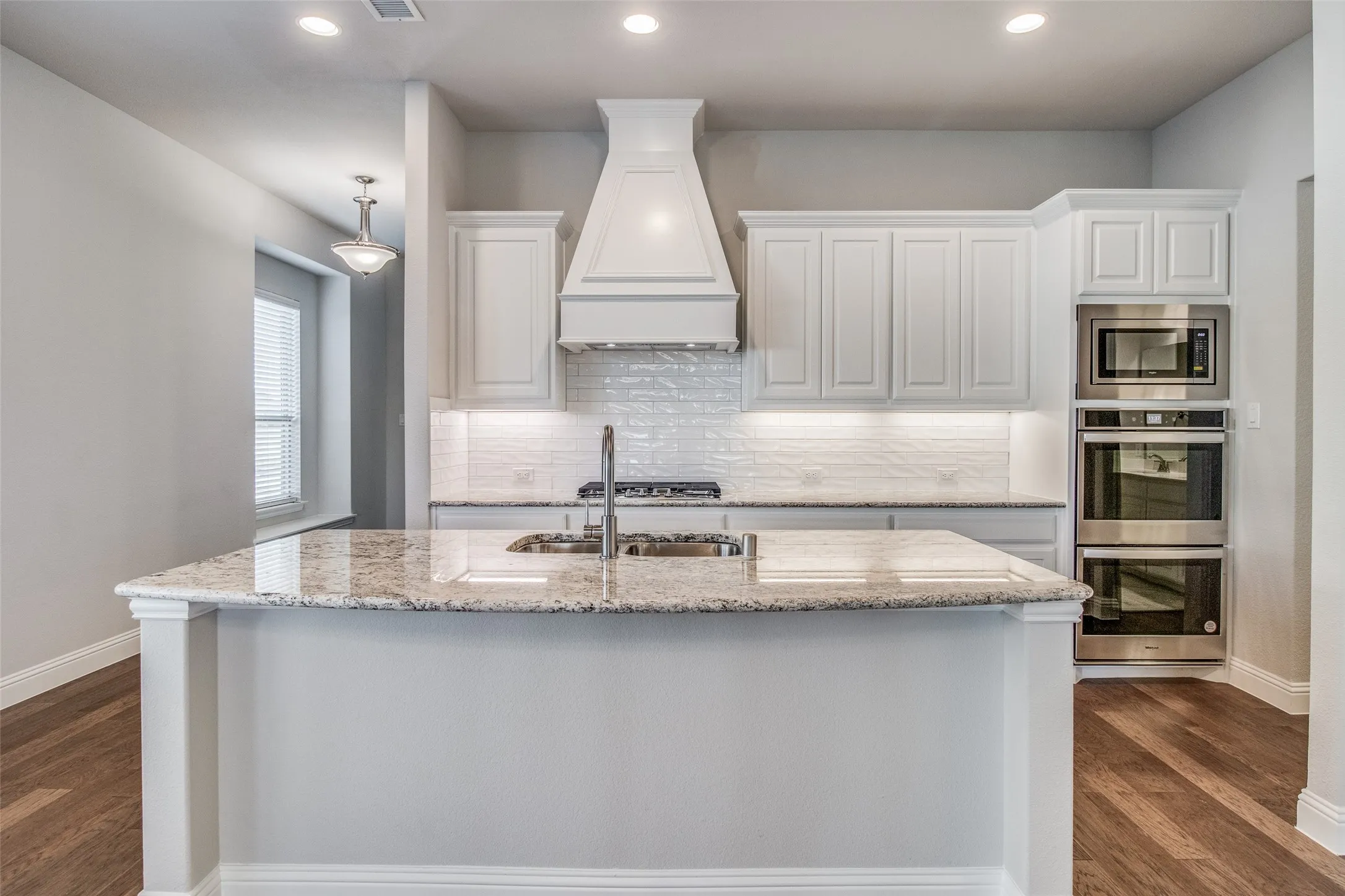 Single Family Residence For Rent in Collin County , 613 Cowboy Way, Anna, Texas 75409, 3 Bedroom, 3 Bathroom, 2 Garage spaces, 2,213 Sqft, built in 2022, mls#21347680, Real Estate Agent in Anna, Homes For Rent in Collin county, Homes For Rent in Anna, Realtor in Anna Texas, Real Estate Brokerage Independent Realty Texas, Luminita Cordes Realtor