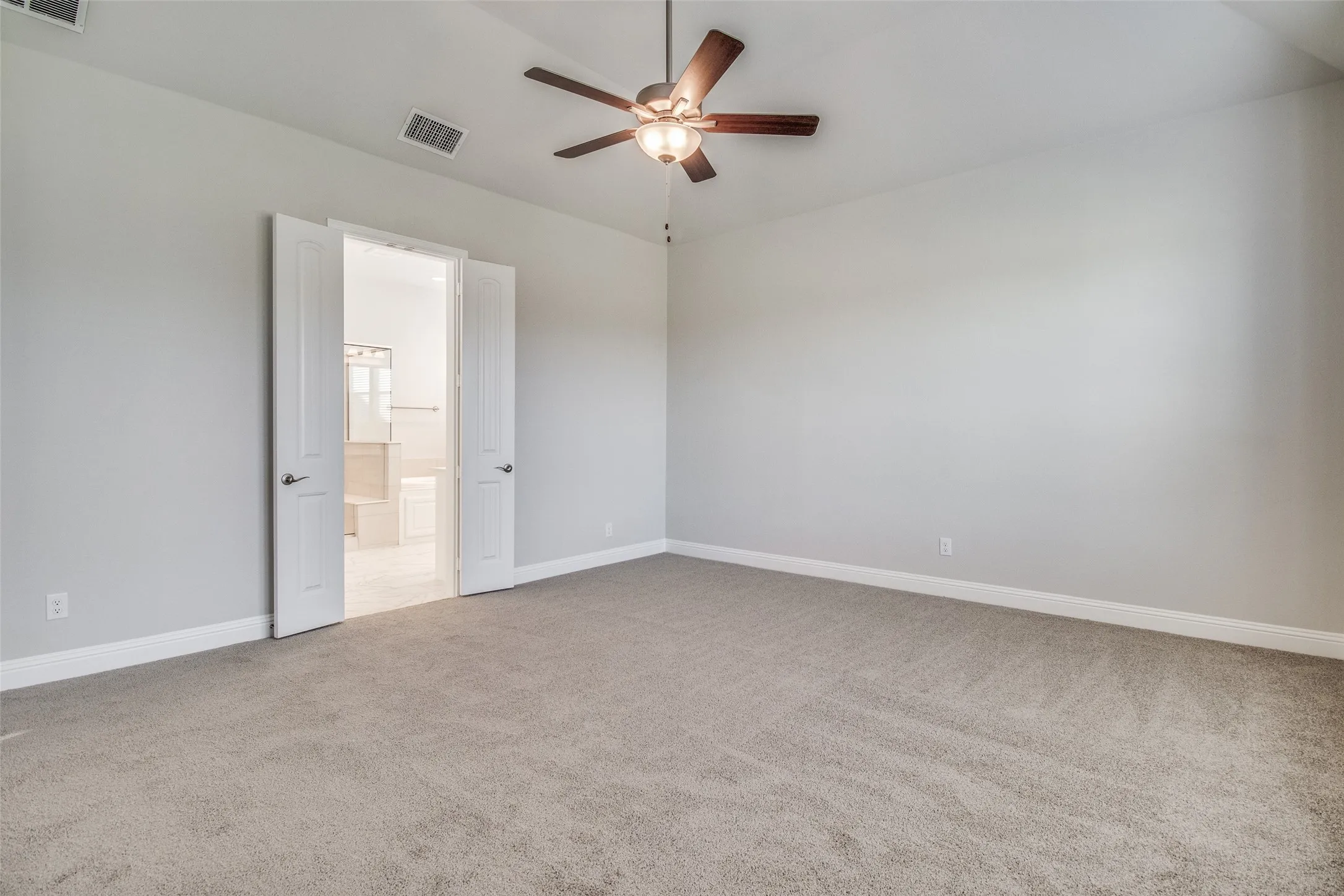 Single Family Residence For Rent in Collin County , 613 Cowboy Way, Anna, Texas 75409, 3 Bedroom, 3 Bathroom, 2 Garage spaces, 2,213 Sqft, built in 2022, mls#21347680, Real Estate Agent in Anna, Homes For Rent in Collin county, Homes For Rent in Anna, Realtor in Anna Texas, Real Estate Brokerage Independent Realty Texas, Luminita Cordes Realtor