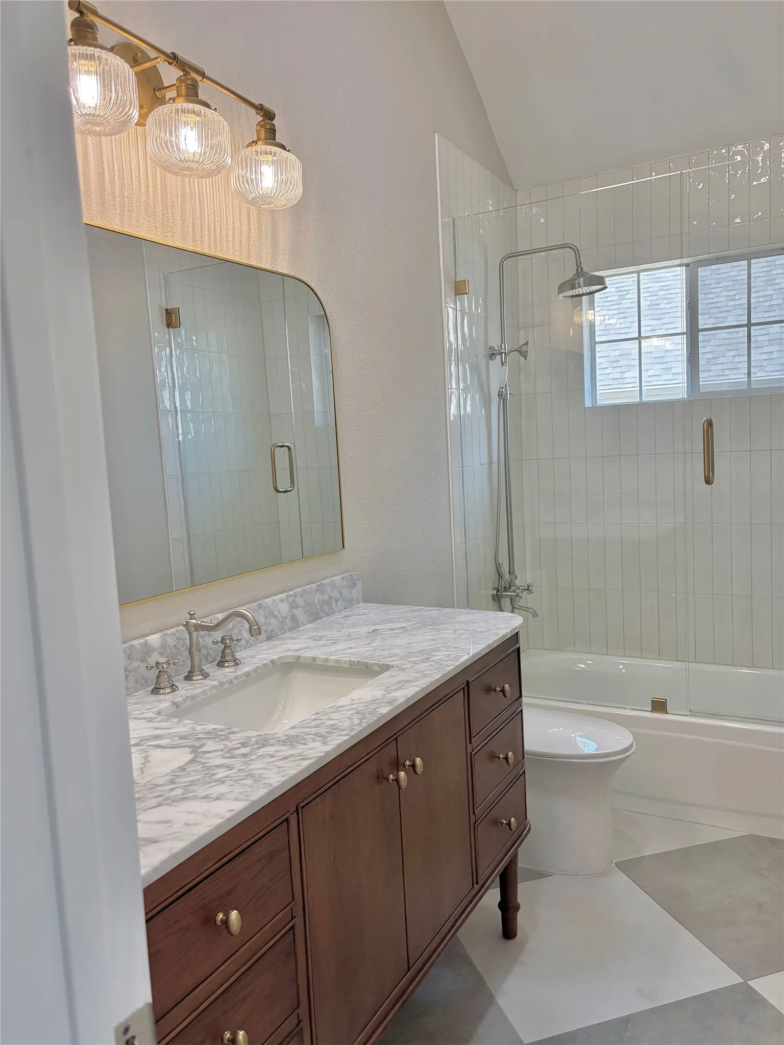 Single Family Residence For Sale in Tarrant County , 902 Santa Cruz, Keller, Texas 76248, 3 Bedroom, 2 Bathroom, 2 Garage spaces, 1,896 Sqft, built in 1992, mls#21345927, Real Estate Agent in Keller, Homes For Sale in Tarrant county, Homes For Sale in Keller, Realtor in Keller Texas, Real Estate Brokerage Independent Realty Texas, Luminita Cordes Realtor
