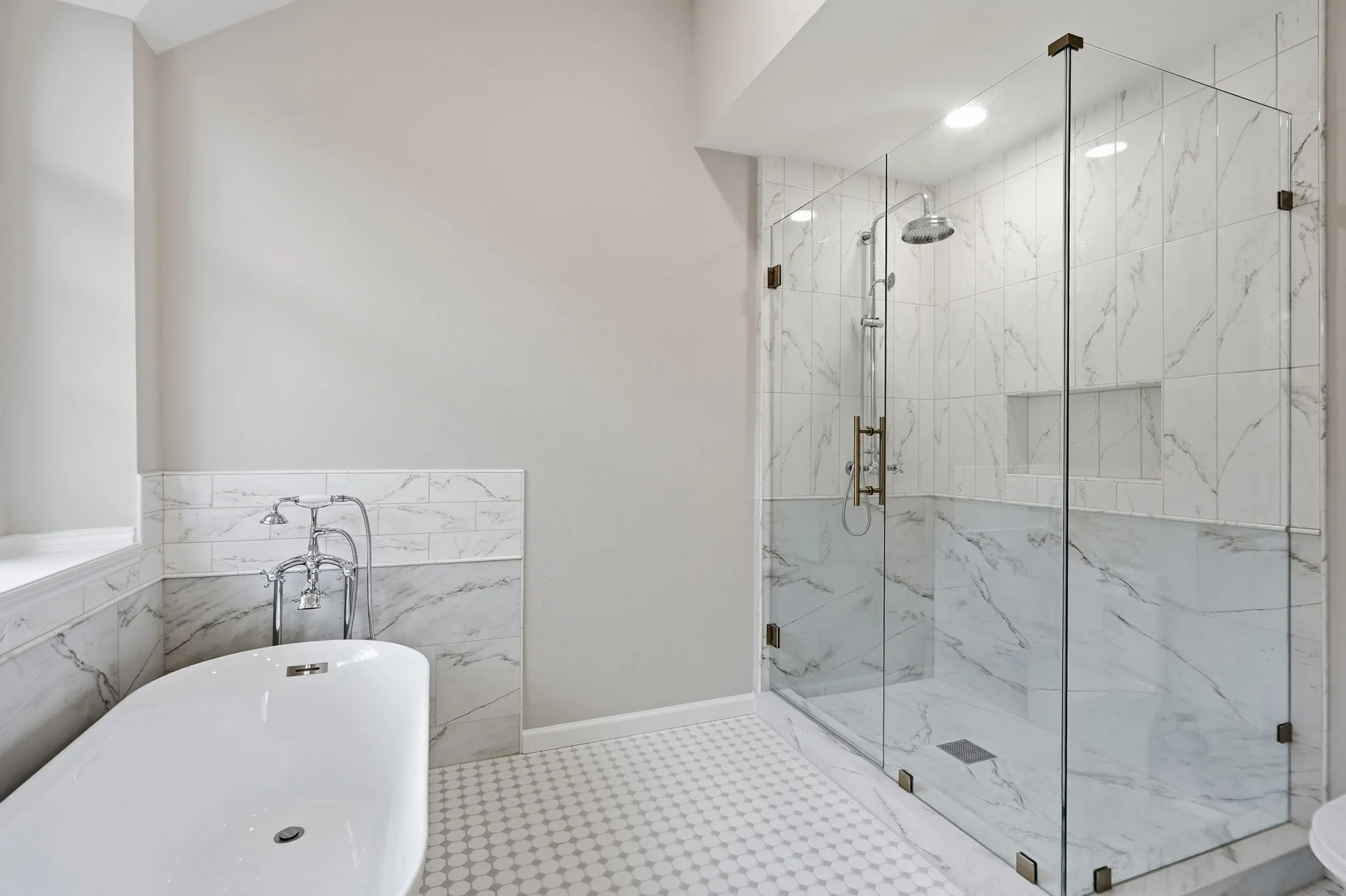 Single Family Residence For Sale in Tarrant County , 902 Santa Cruz, Keller, Texas 76248, 3 Bedroom, 2 Bathroom, 2 Garage spaces, 1,896 Sqft, built in 1992, mls#21345927, Real Estate Agent in Keller, Homes For Sale in Tarrant county, Homes For Sale in Keller, Realtor in Keller Texas, Real Estate Brokerage Independent Realty Texas, Luminita Cordes Realtor