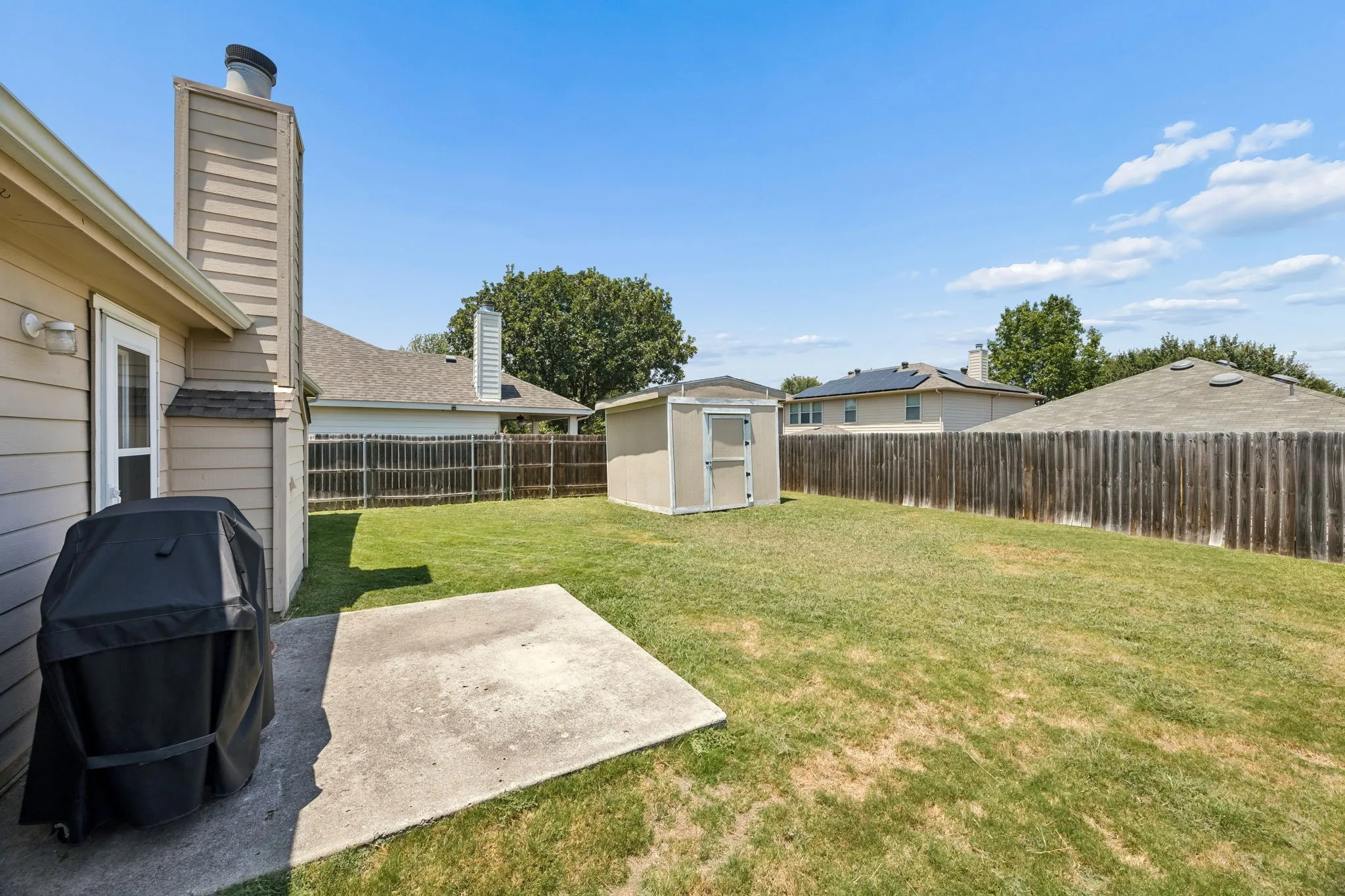 Single Family Residence For Sale in Denton County , 1705 Canvasback Drive, Aubrey, Texas 76227, 3 Bedroom, 2 Bathroom, 2 Garage spaces, 1,198 Sqft, built in 2005, mls#21347419, Real Estate Agent in Aubrey, Homes For Sale in Denton county, Homes For Sale in Aubrey, Realtor in Aubrey Texas, Real Estate Brokerage Independent Realty Texas, Luminita Cordes Realtor