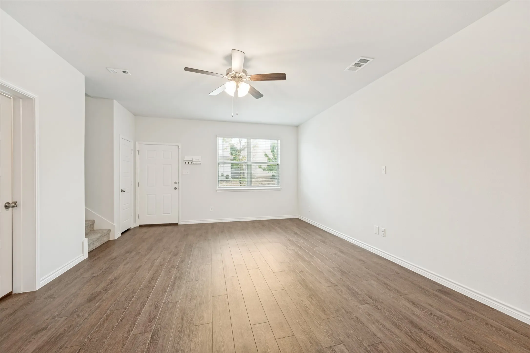 Single Family Residence For Sale in Tarrant County , 5569 Willamette Drive, Fort Worth, Texas 76119, 3 Bedroom, 3 Bathroom, 2 Garage spaces, 1,981 Sqft, built in 2023, Price $319,000, mls#21347709, Real Estate Agent in Fort Worth, Homes For Sale in Tarrant county, Homes For Sale in Fort Worth, Realtor in Fort Worth Texas, Real Estate Brokerage Independent Realty Texas, Luminita Cordes Realtor