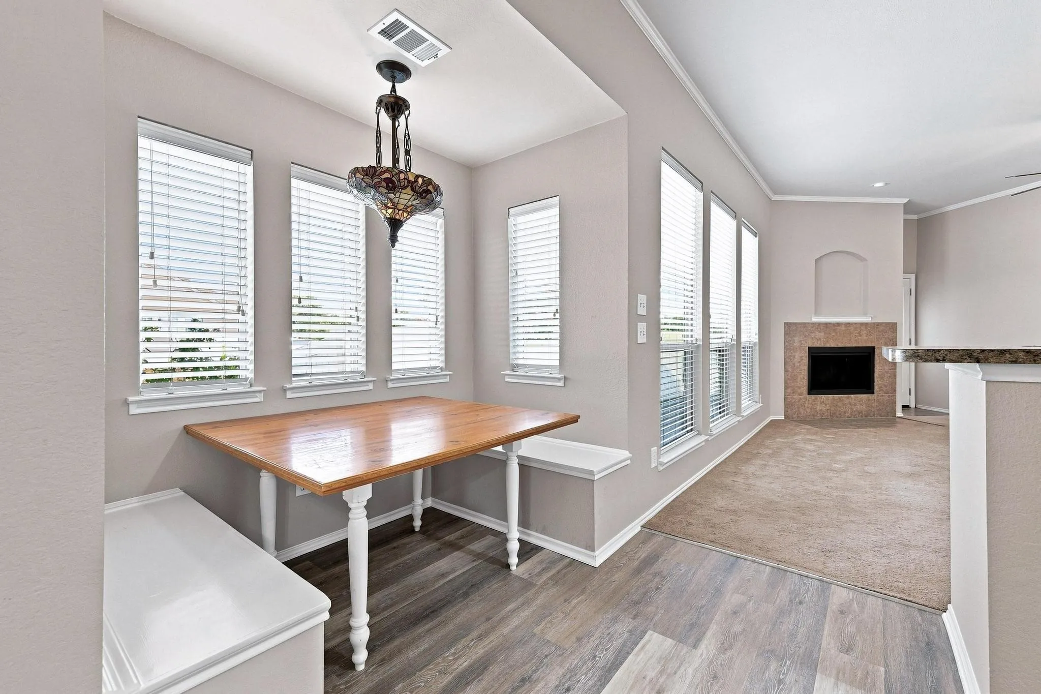 Single Family Residence For Sale in Collin County , 2401 Parkview Drive, Anna, Texas 75409, 3 Bedroom, 2 Bathroom, 2 Garage spaces, 1,462 Sqft, built in 2006, mls#21344156, Real Estate Agent in Anna, Homes For Sale in Collin county, Homes For Sale in Anna, Realtor in Anna Texas, Real Estate Brokerage Independent Realty Texas, Luminita Cordes Realtor