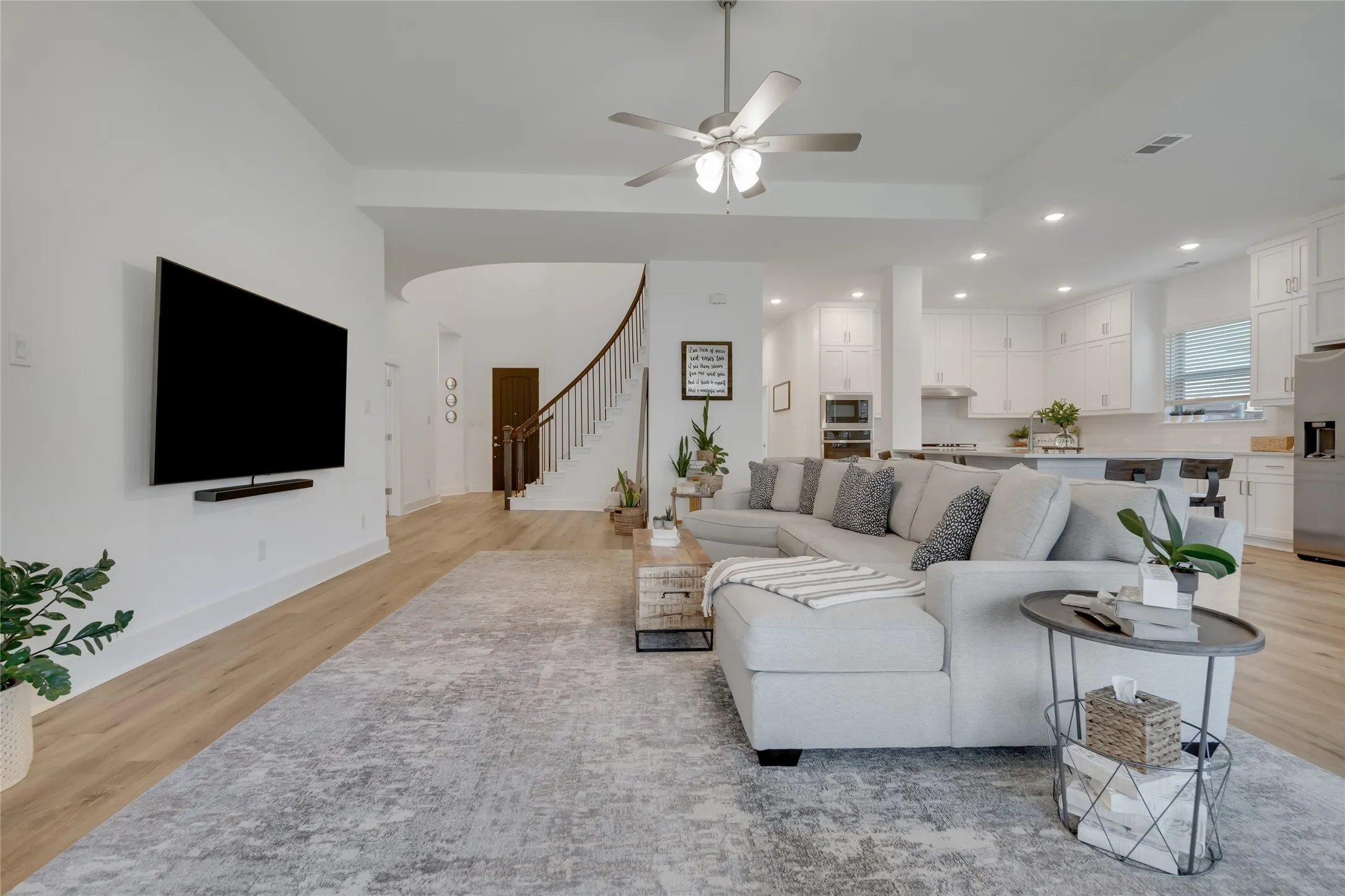Open floorplan is perfect for entertaining.