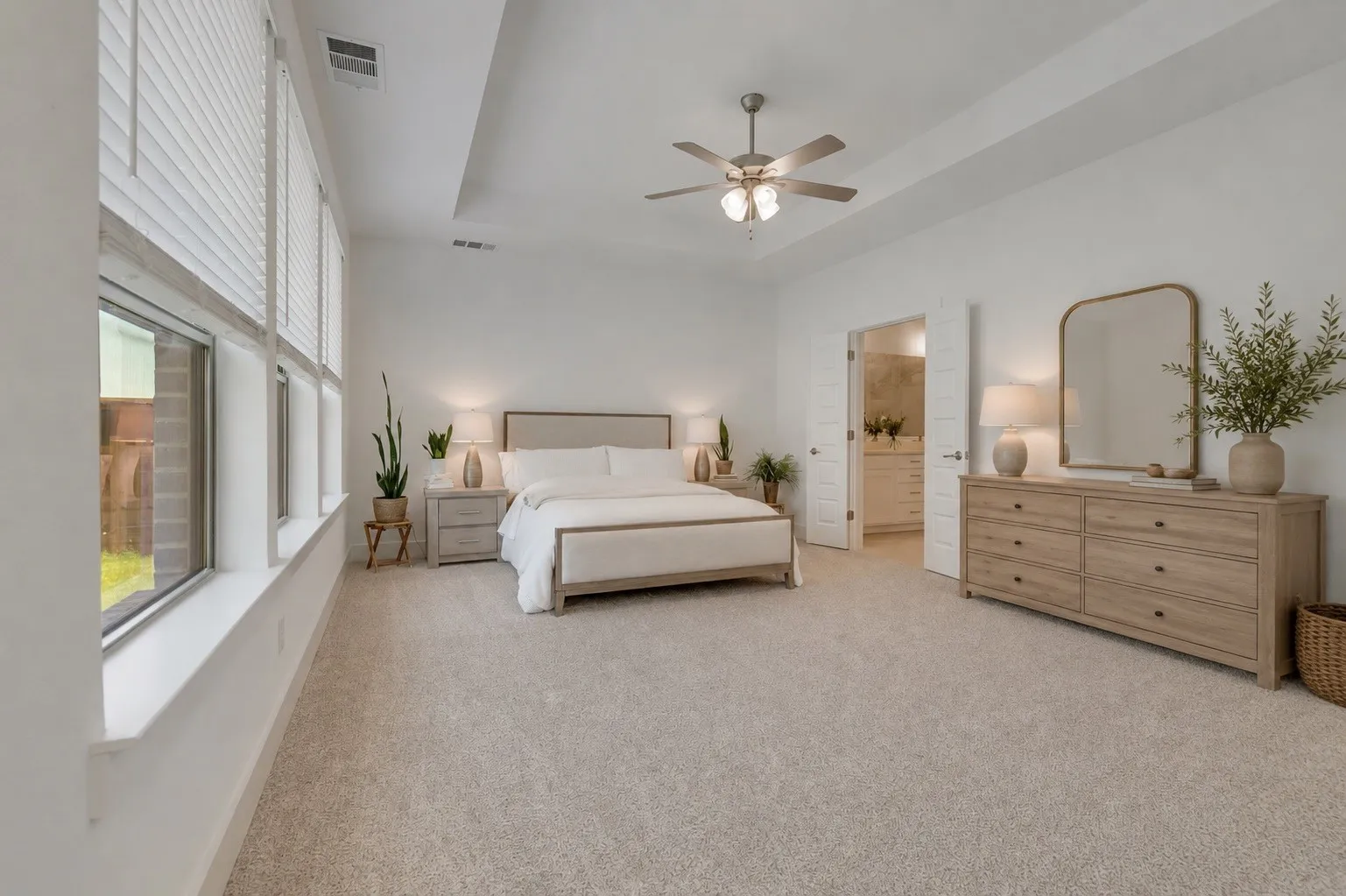 Single Family Residence For Sale in Denton County , 4304 Brookshire Court, Highland Village, Texas 75077, 5 Bedroom, 5 Bathroom, 3 Garage spaces, 4,077 Sqft, built in 2022, mls#21344738, Real Estate Agent in Highland Village, Homes For Sale in Denton county, Homes For Sale in Highland Village, Realtor in Highland Village Texas, Real Estate Brokerage Independent Realty Texas, Luminita Cordes Realtor