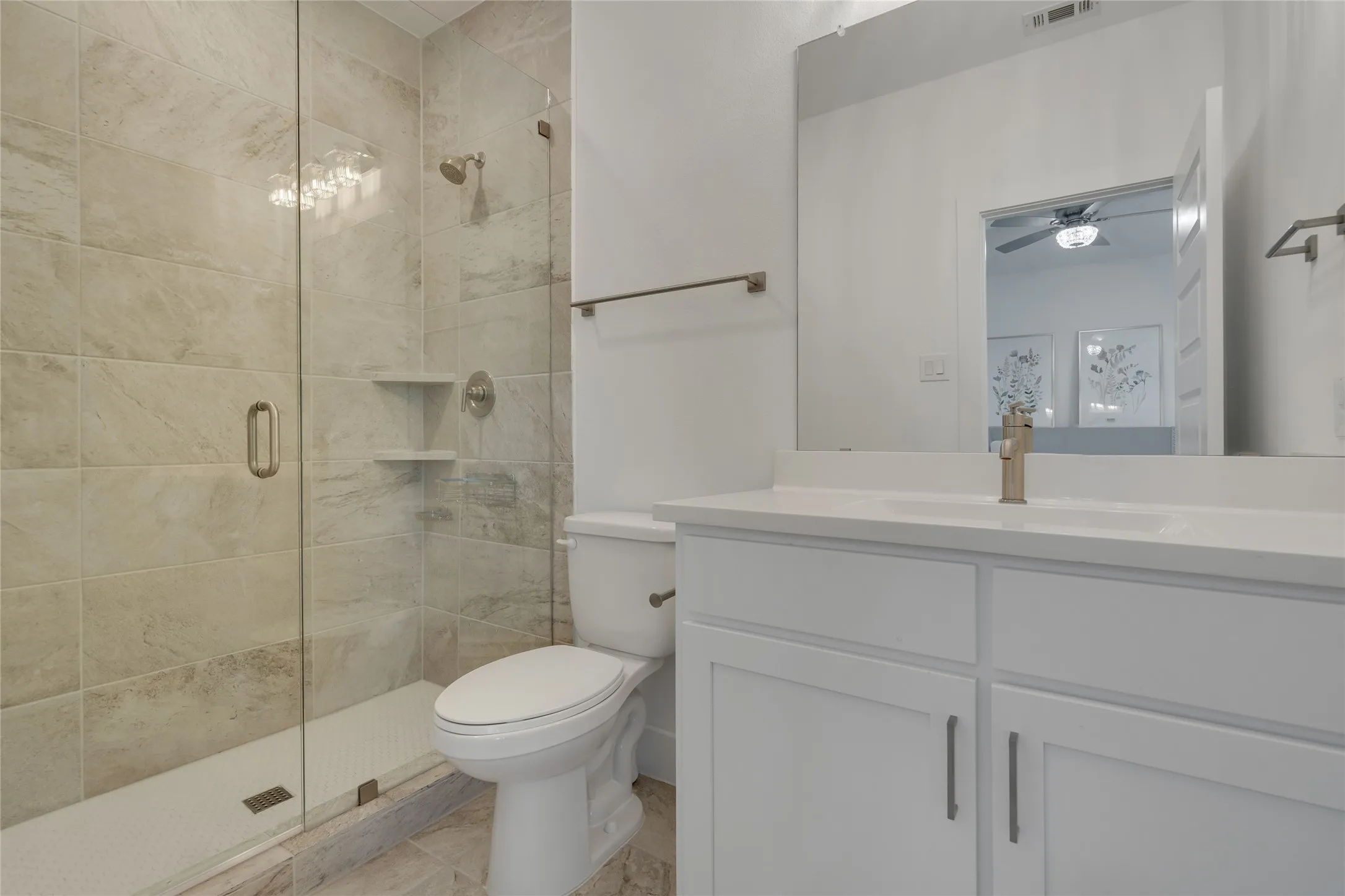 Ensuite bath with upgraded shower.