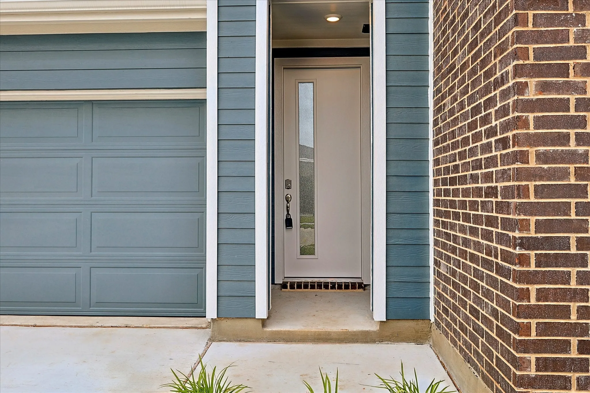 Single Family Residence For Rent in Denton County , 1712 Buzzard Road, Denton, Texas 76205, 4 Bedroom, 2 Bathroom, 2 Garage spaces, 1,711 Sqft, built in 2024, mls#21346790, Real Estate Agent in Denton, Homes For Rent in Denton county, Homes For Rent in Denton, Realtor in Denton Texas, Real Estate Brokerage Independent Realty Texas, Luminita Cordes Realtor
