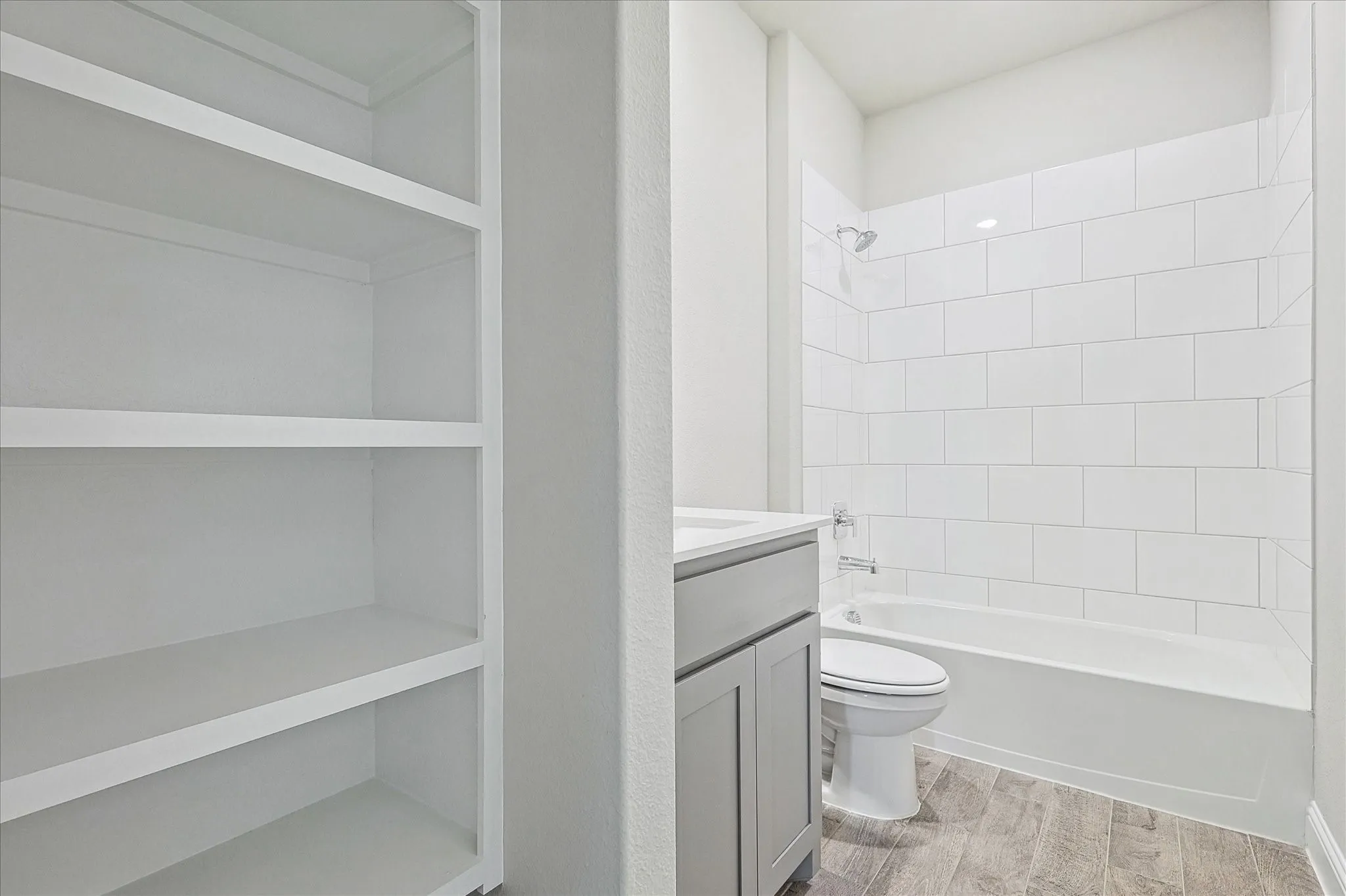 Single Family Residence For Rent in Denton County , 1712 Buzzard Road, Denton, Texas 76205, 4 Bedroom, 2 Bathroom, 2 Garage spaces, 1,711 Sqft, built in 2024, mls#21346790, Real Estate Agent in Denton, Homes For Rent in Denton county, Homes For Rent in Denton, Realtor in Denton Texas, Real Estate Brokerage Independent Realty Texas, Luminita Cordes Realtor