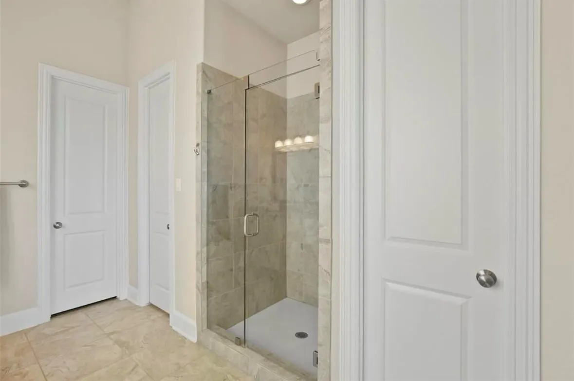 Single Family Residence For Rent in Denton County , 5665 Lightfoot Lane, Frisco, Texas 75036, 3 Bedrooms, 5 Bathrooms, 2 Garage spaces, 3,342 Sqft, built in 2014, Price $3,900, mls#21347702, Real Estate Agent in Frisco, Homes For Rent in Denton county, Homes For Rent in Frisco, Realtor in Frisco Texas, Real Estate Brokerage Independent Realty Texas, Luminita Cordes Realtor