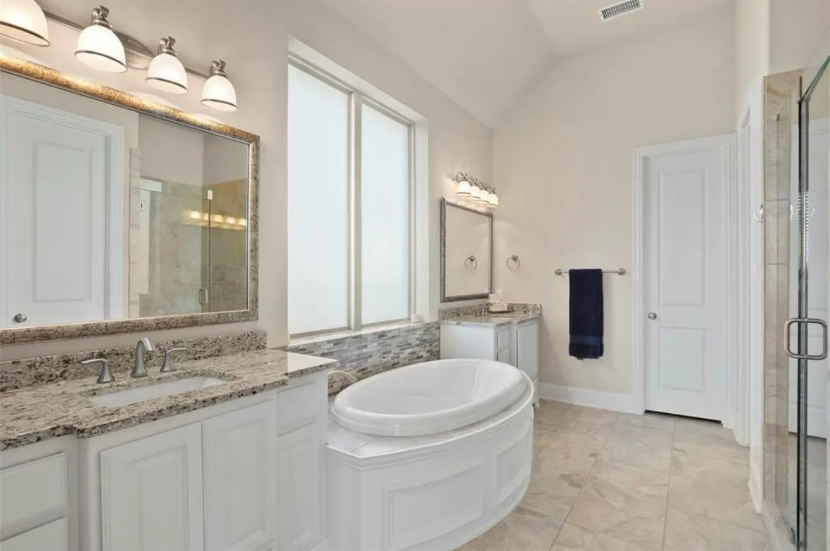 Single Family Residence For Rent in Denton County , 5665 Lightfoot Lane, Frisco, Texas 75036, 3 Bedrooms, 5 Bathrooms, 2 Garage spaces, 3,342 Sqft, built in 2014, Price $3,900, mls#21347702, Real Estate Agent in Frisco, Homes For Rent in Denton county, Homes For Rent in Frisco, Realtor in Frisco Texas, Real Estate Brokerage Independent Realty Texas, Luminita Cordes Realtor