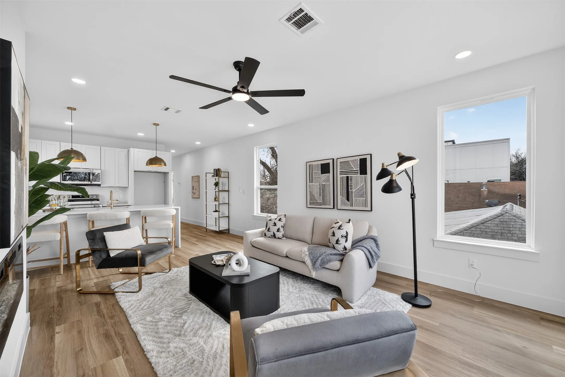 Single Family Residence For Sale in Dallas County , 2414 Anderson Street, Dallas, Texas 75215, 4 Bedroom, 4 Bathroom, 1 Garage spaces, 1,940 Sqft, built in 2025, Price $290,000, mls#21347725, Real Estate Agent in Dallas, Homes For Sale in Dallas county, Homes For Sale in Dallas, Realtor in Dallas Texas, Real Estate Brokerage Independent Realty Texas, Luminita Cordes Realtor