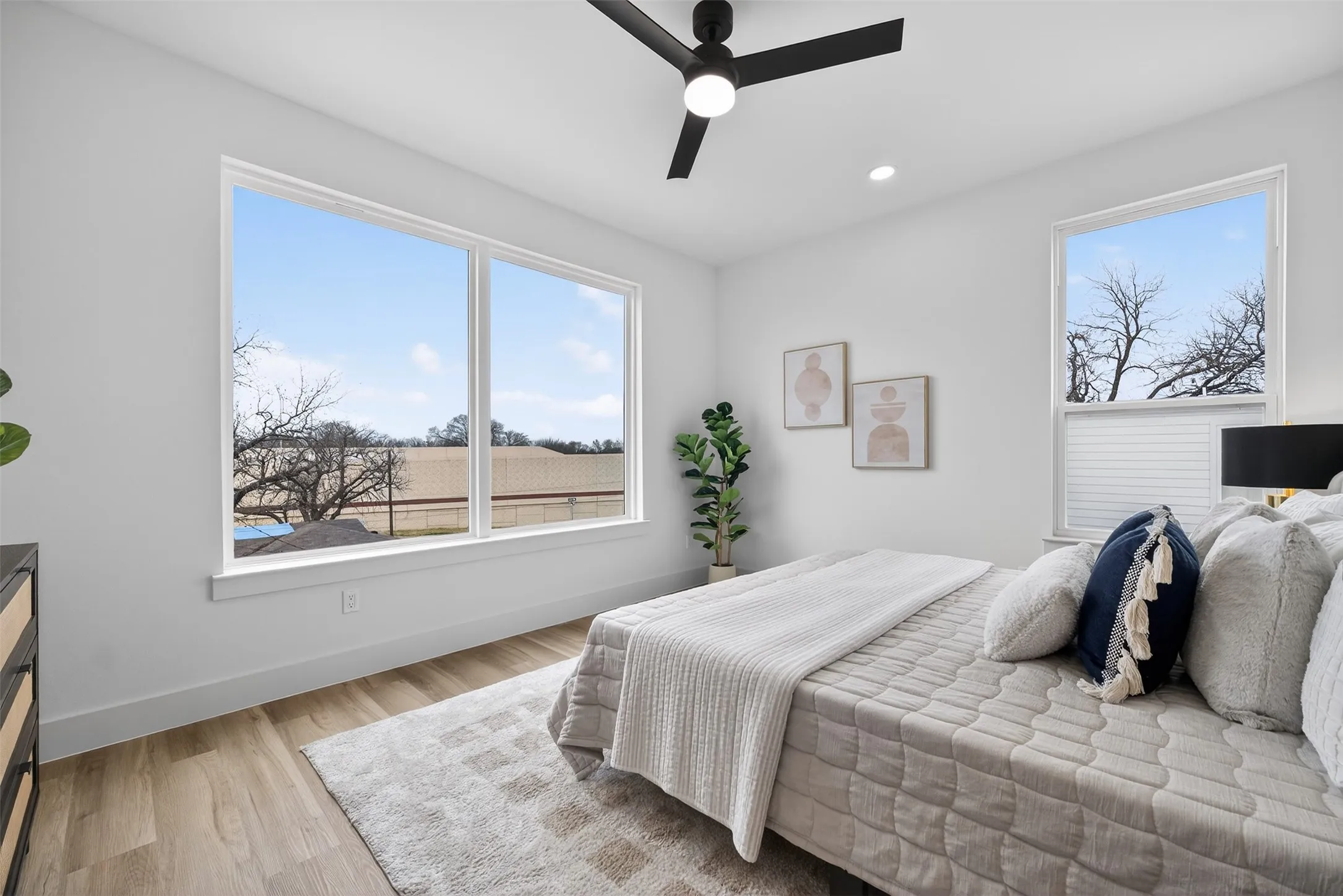 Single Family Residence For Sale in Dallas County , 2414 Anderson Street, Dallas, Texas 75215, 4 Bedroom, 4 Bathroom, 1 Garage spaces, 1,940 Sqft, built in 2025, Price $290,000, mls#21347725, Real Estate Agent in Dallas, Homes For Sale in Dallas county, Homes For Sale in Dallas, Realtor in Dallas Texas, Real Estate Brokerage Independent Realty Texas, Luminita Cordes Realtor