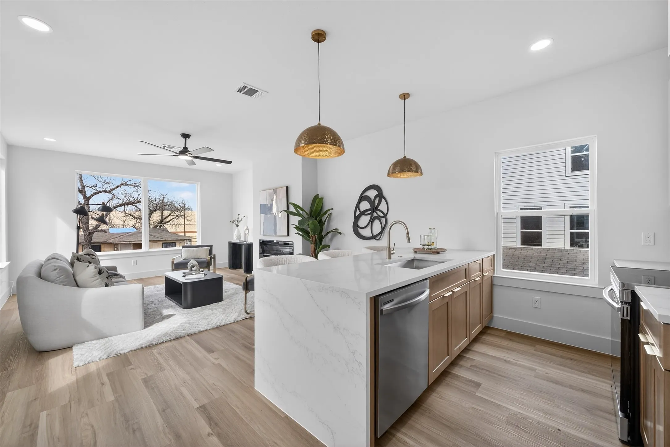 Single Family Residence For Sale in Dallas County , 2414 Anderson Street, Dallas, Texas 75215, 4 Bedroom, 4 Bathroom, 1 Garage spaces, 1,940 Sqft, built in 2025, Price $290,000, mls#21347725, Real Estate Agent in Dallas, Homes For Sale in Dallas county, Homes For Sale in Dallas, Realtor in Dallas Texas, Real Estate Brokerage Independent Realty Texas, Luminita Cordes Realtor