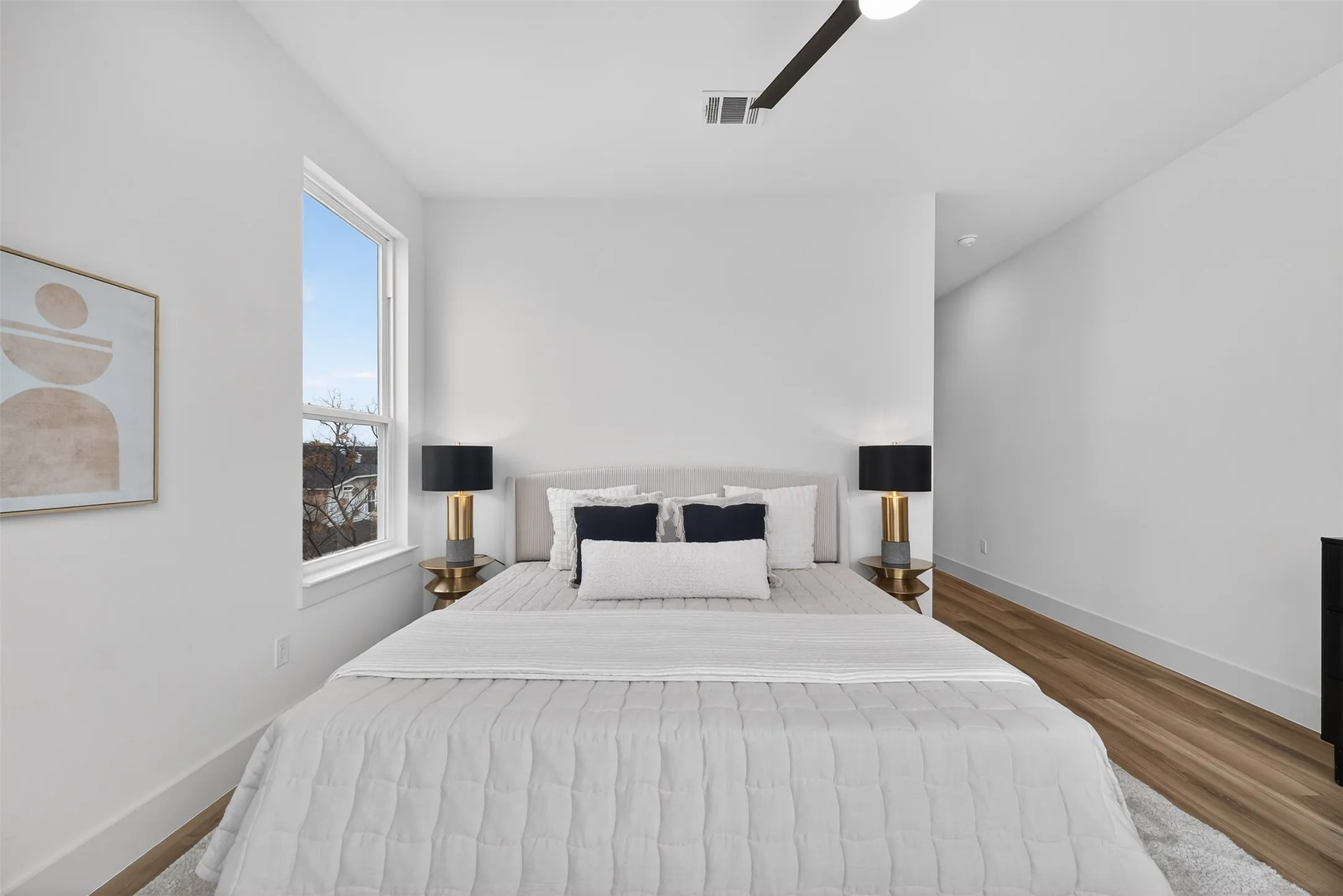 Single Family Residence For Sale in Dallas County , 2414 Anderson Street, Dallas, Texas 75215, 4 Bedroom, 4 Bathroom, 1 Garage spaces, 1,940 Sqft, built in 2025, Price $290,000, mls#21347725, Real Estate Agent in Dallas, Homes For Sale in Dallas county, Homes For Sale in Dallas, Realtor in Dallas Texas, Real Estate Brokerage Independent Realty Texas, Luminita Cordes Realtor