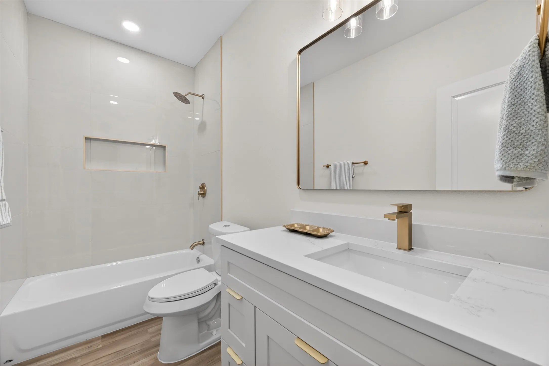 Single Family Residence For Sale in Dallas County , 2414 Anderson Street, Dallas, Texas 75215, 4 Bedroom, 4 Bathroom, 1 Garage spaces, 1,940 Sqft, built in 2025, Price $290,000, mls#21347725, Real Estate Agent in Dallas, Homes For Sale in Dallas county, Homes For Sale in Dallas, Realtor in Dallas Texas, Real Estate Brokerage Independent Realty Texas, Luminita Cordes Realtor