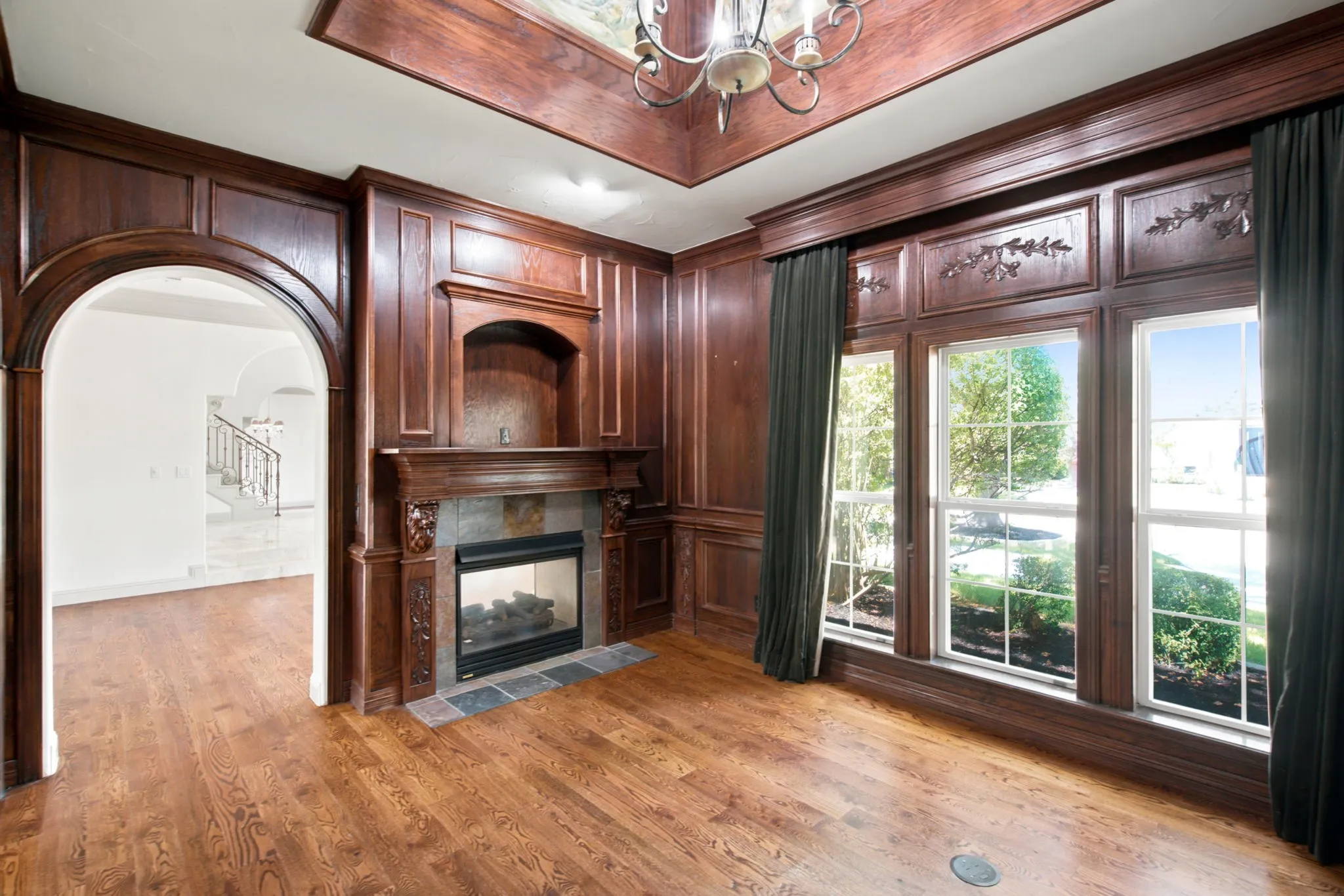 Single Family Residence For Sale in Tarrant County , 2001 Thames Trail, Colleyville, Texas 76034, 5 Bedroom, 5 Bathroom, 3 Garage spaces, 6,216 Sqft, built in 1999, mls#21345577, Real Estate Agent in Colleyville, Homes For Sale in Tarrant county, Homes For Sale in Colleyville, Realtor in Colleyville Texas, Real Estate Brokerage Independent Realty Texas, Luminita Cordes Realtor