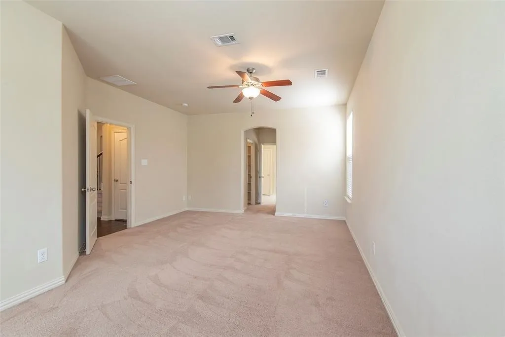 Single Family Residence For Rent in Collin County , 8008 Choctaw Lane, Mc Kinney, Texas 75070, 3 Bedroom, 4 Bathroom, 2 Garage spaces, 3,174 Sqft, built in 2013, mls#21347728, Real Estate Agent in Mc Kinney, Homes For Rent in Collin county, Homes For Rent in Mc Kinney, Realtor in Mc Kinney Texas, Real Estate Brokerage Independent Realty Texas, Luminita Cordes Realtor
