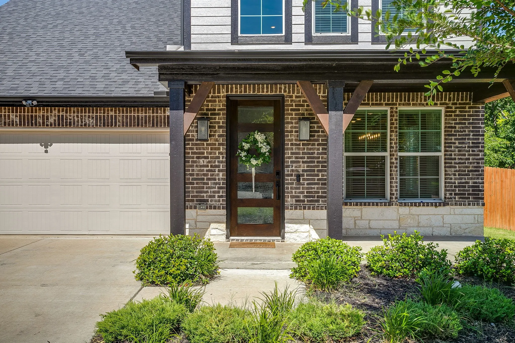Single Family Residence For Rent in Tarrant County , 826 Rumfield Road, White Settlement, Texas 76108, 4 Bedroom, 3 Bathroom, 2 Garage spaces, 1,838 Sqft, built in 2022, mls#21347721, Real Estate Agent in White Settlement, Homes For Rent in Tarrant county, Homes For Rent in White Settlement, Realtor in White Settlement Texas, Real Estate Brokerage Independent Realty Texas, Luminita Cordes Realtor