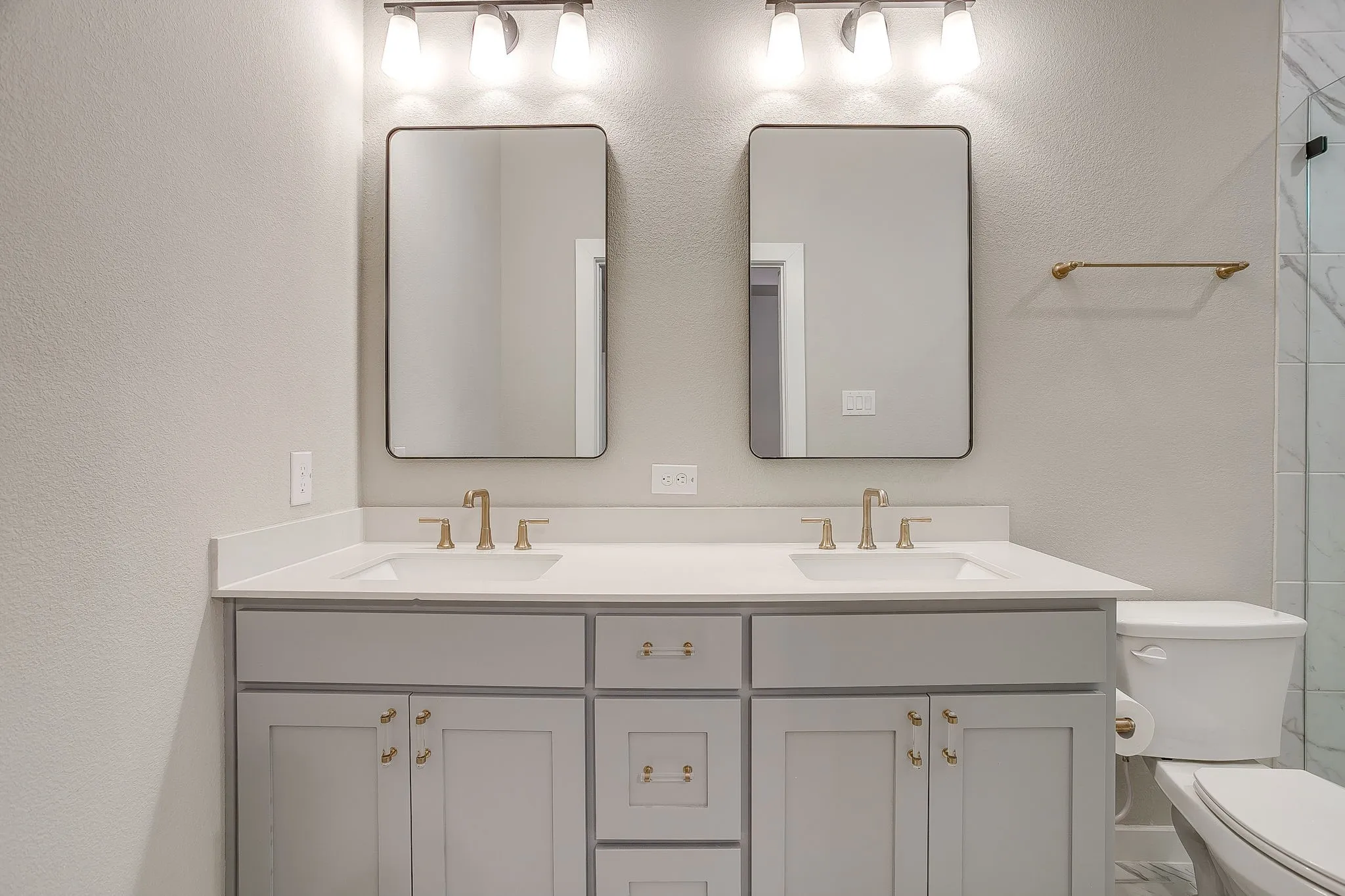 Single Family Residence For Rent in Tarrant County , 826 Rumfield Road, White Settlement, Texas 76108, 4 Bedroom, 3 Bathroom, 2 Garage spaces, 1,838 Sqft, built in 2022, mls#21347721, Real Estate Agent in White Settlement, Homes For Rent in Tarrant county, Homes For Rent in White Settlement, Realtor in White Settlement Texas, Real Estate Brokerage Independent Realty Texas, Luminita Cordes Realtor