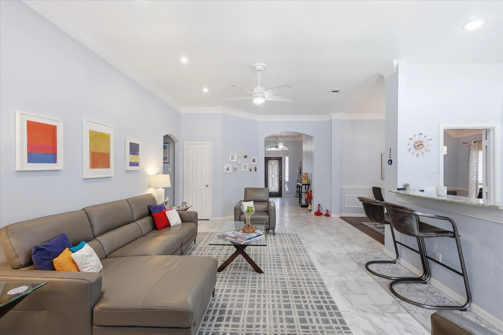 Single Family Residence For Sale in Dallas County , 9427 Ponderosa Trail, Irving, Texas 75063, 3 Bedroom, 2 Bathroom, 2 Garage spaces, 1,699 Sqft, built in 1997, mls#21347472, Real Estate Agent in Irving, Homes For Sale in Dallas county, Homes For Sale in Irving, Realtor in Irving Texas, Real Estate Brokerage Independent Realty Texas, Luminita Cordes Realtor