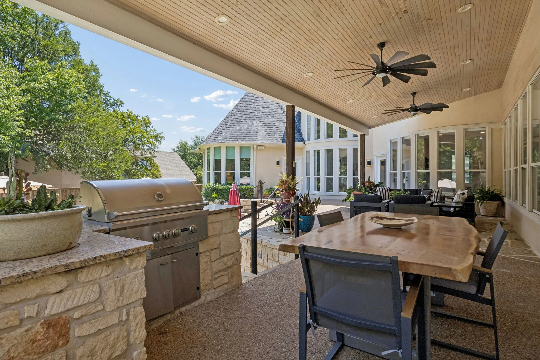 Single Family Residence For Sale in Tarrant County , 902 Independence Parkway, Southlake, Texas 76092, 5 Bedroom, 5 Bathroom, 3 Garage spaces, 5,209 Sqft, built in 1996, mls#21345872, Real Estate Agent in Southlake, Homes For Sale in Tarrant county, Homes For Sale in Southlake, Realtor in Southlake Texas, Real Estate Brokerage Independent Realty Texas, Luminita Cordes Realtor
