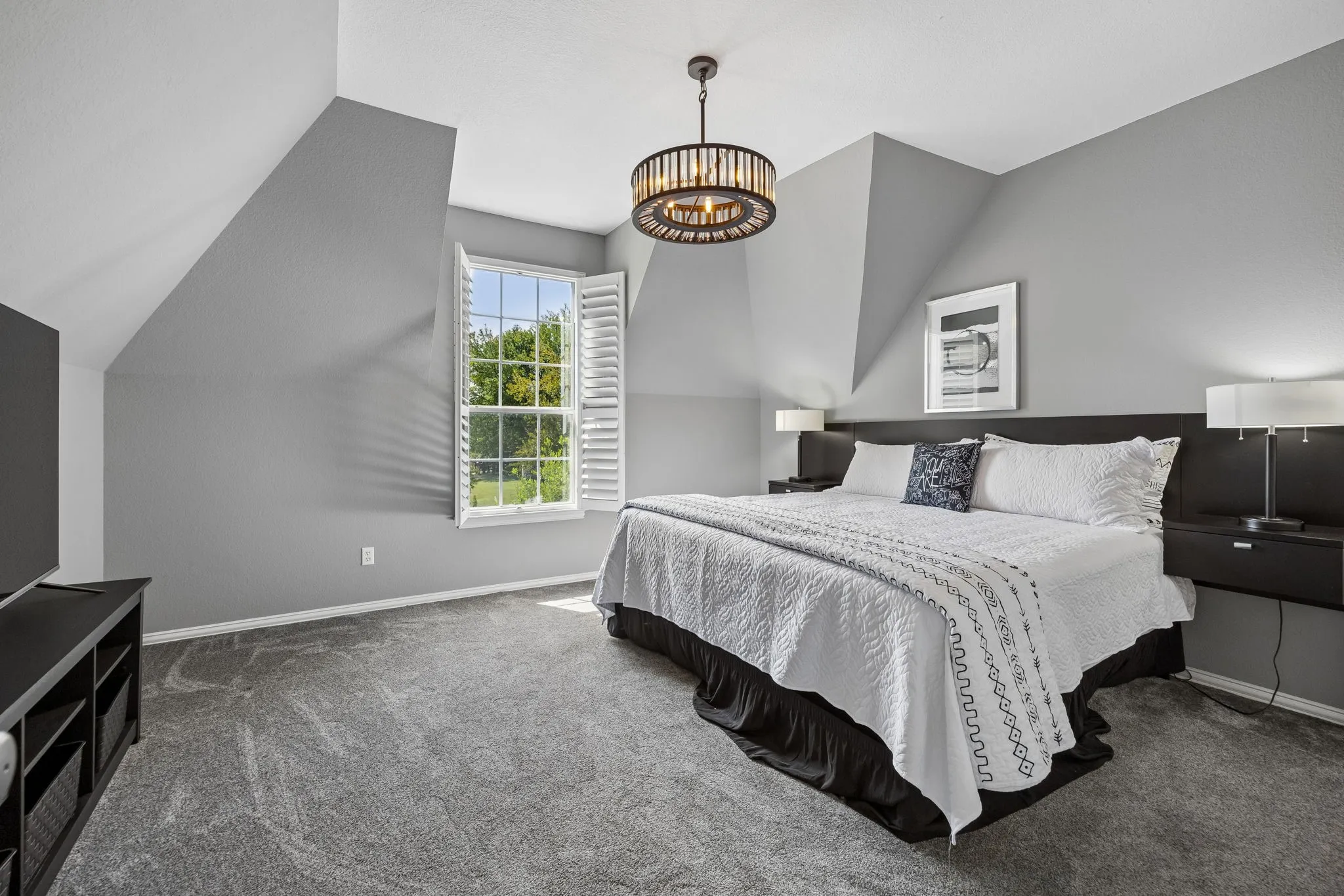Single Family Residence For Sale in Tarrant County , 902 Independence Parkway, Southlake, Texas 76092, 5 Bedroom, 5 Bathroom, 3 Garage spaces, 5,209 Sqft, built in 1996, mls#21345872, Real Estate Agent in Southlake, Homes For Sale in Tarrant county, Homes For Sale in Southlake, Realtor in Southlake Texas, Real Estate Brokerage Independent Realty Texas, Luminita Cordes Realtor