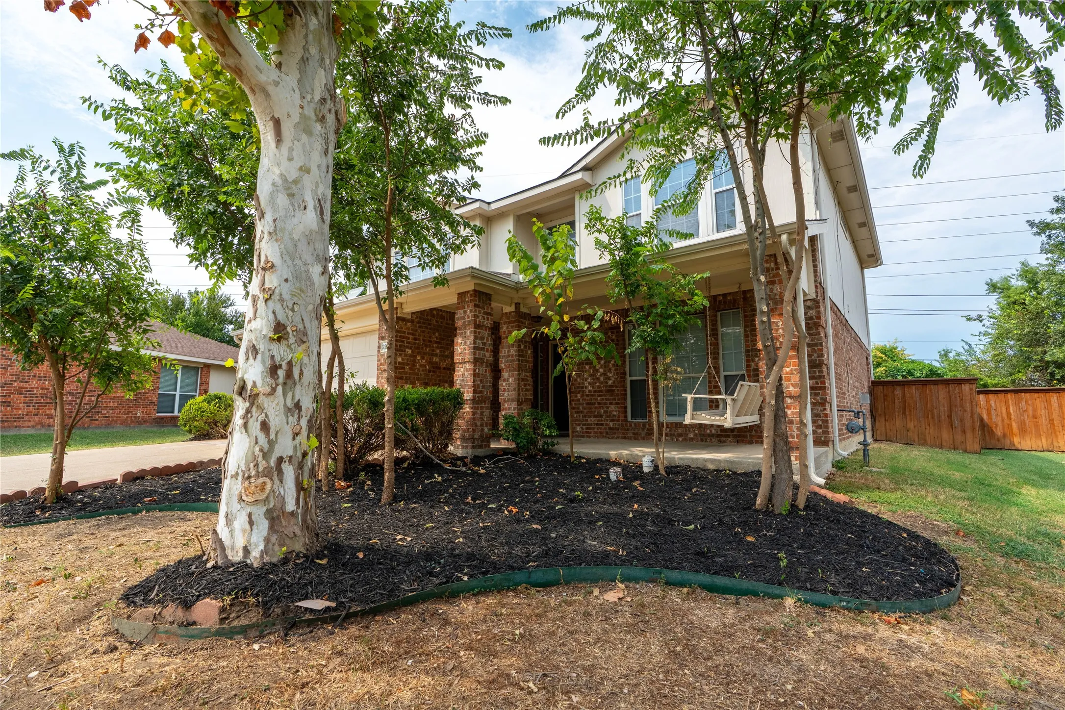 Single Family Residence For Rent in Collin County , 2304 Glenhaven Drive, Mc Kinney, Texas 75071, 3 Bedroom, 3 Bathroom, 2 Garage spaces, 2,210 Sqft, built in 2003, mls#21347734, Real Estate Agent in Mc Kinney, Homes For Rent in Collin county, Homes For Rent in Mc Kinney, Realtor in Mc Kinney Texas, Real Estate Brokerage Independent Realty Texas, Luminita Cordes Realtor