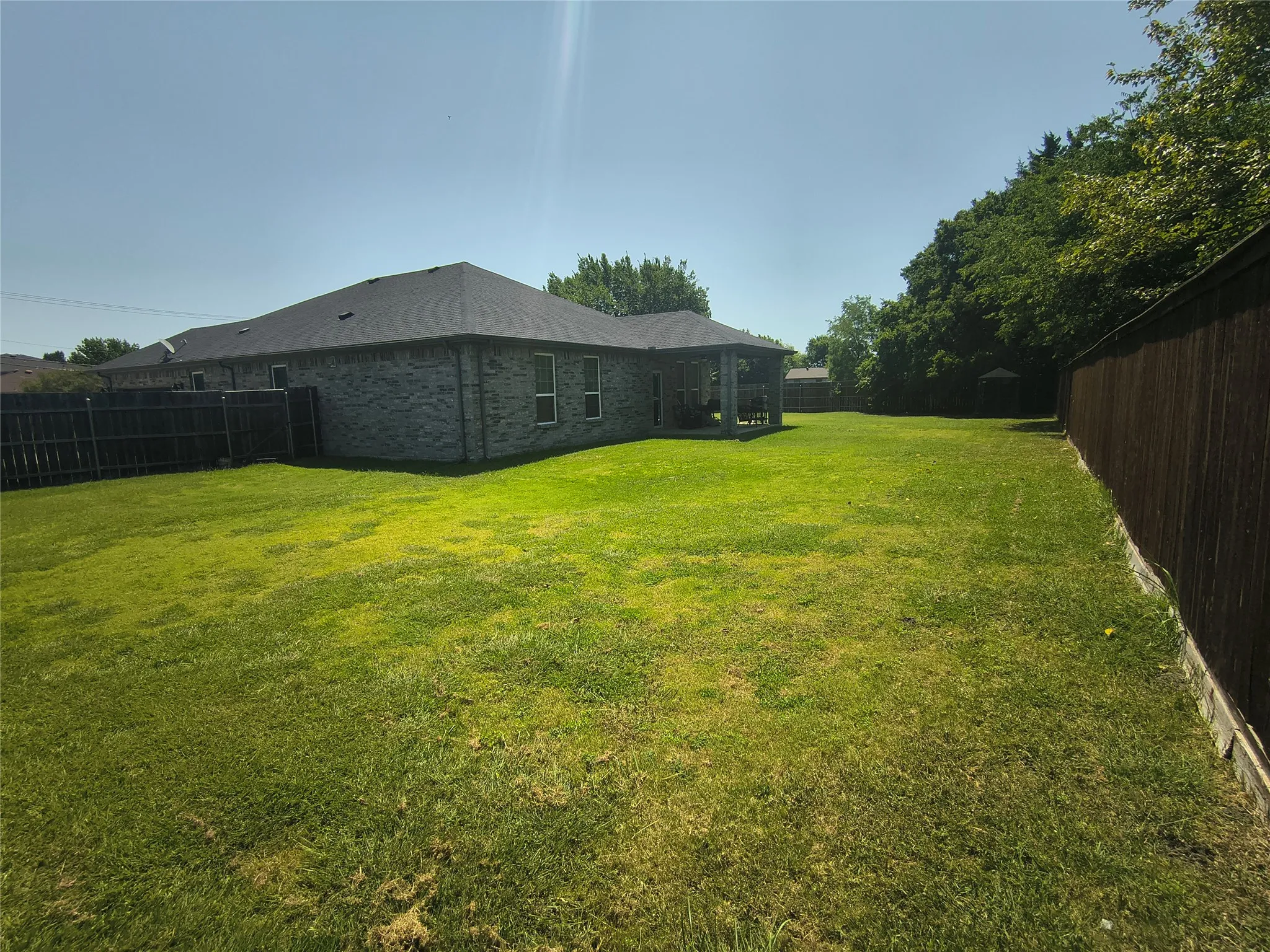 Single Family Residence For Sale in Dallas County , 3027 Ames Road, Lancaster, Texas 75134, 3 Bedroom, 2 Bathroom, 2 Garage spaces, 2,224 Sqft, built in 2017, mls#21345623, Real Estate Agent in Lancaster, Homes For Sale in Dallas county, Homes For Sale in Lancaster, Realtor in Lancaster Texas, Real Estate Brokerage Independent Realty Texas, Luminita Cordes Realtor