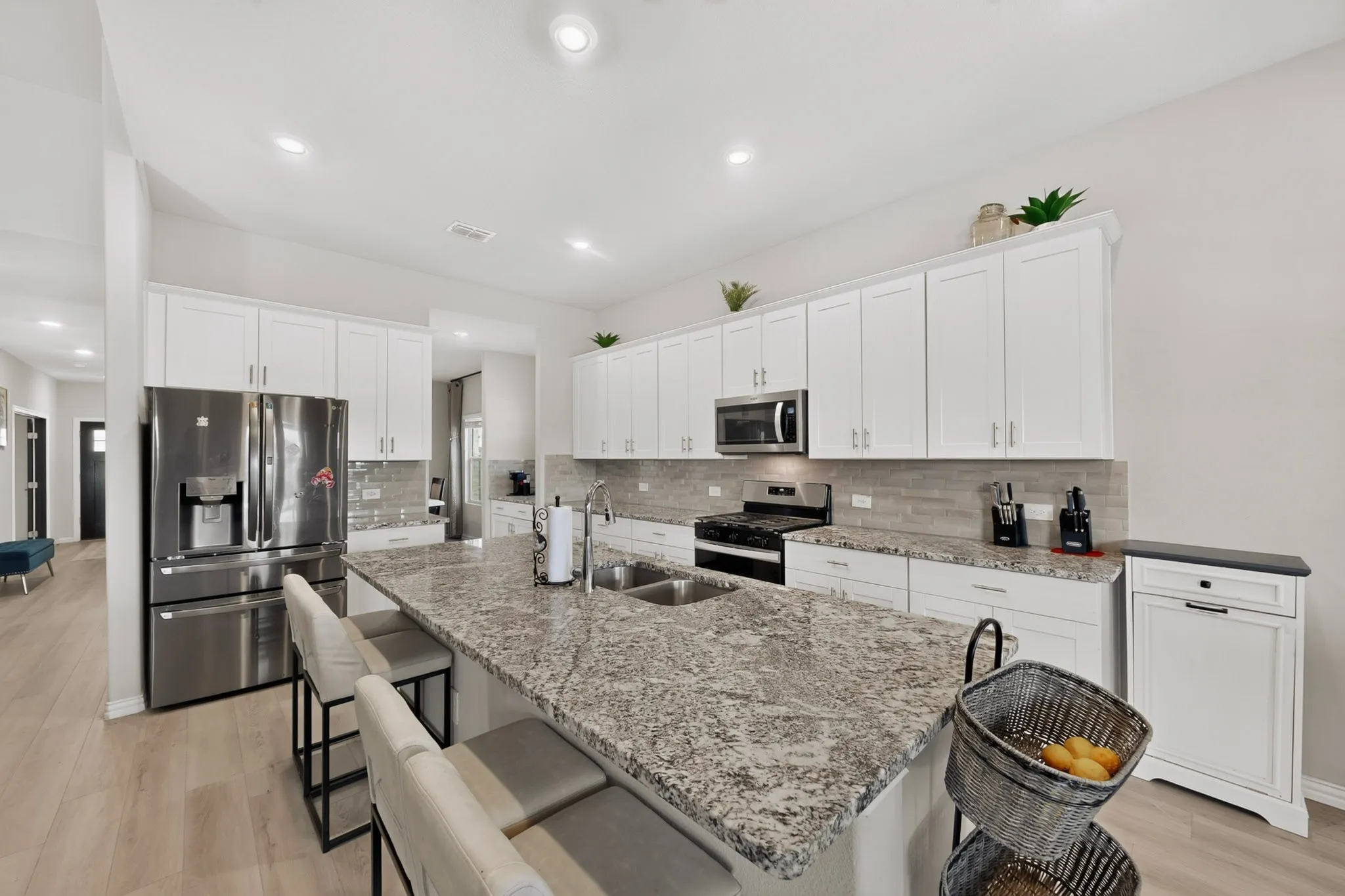 Single Family Residence For Sale in Collin County , 3817 Turpin Drive, Princeton, Texas 75071, 6 Bedroom, 4 Bathroom, 2 Garage spaces, 3,710 Sqft, built in 2024, mls#21347746, Real Estate Agent in Princeton, Homes For Sale in Collin county, Homes For Sale in Princeton, Realtor in Princeton Texas, Real Estate Brokerage Independent Realty Texas, Luminita Cordes Realtor