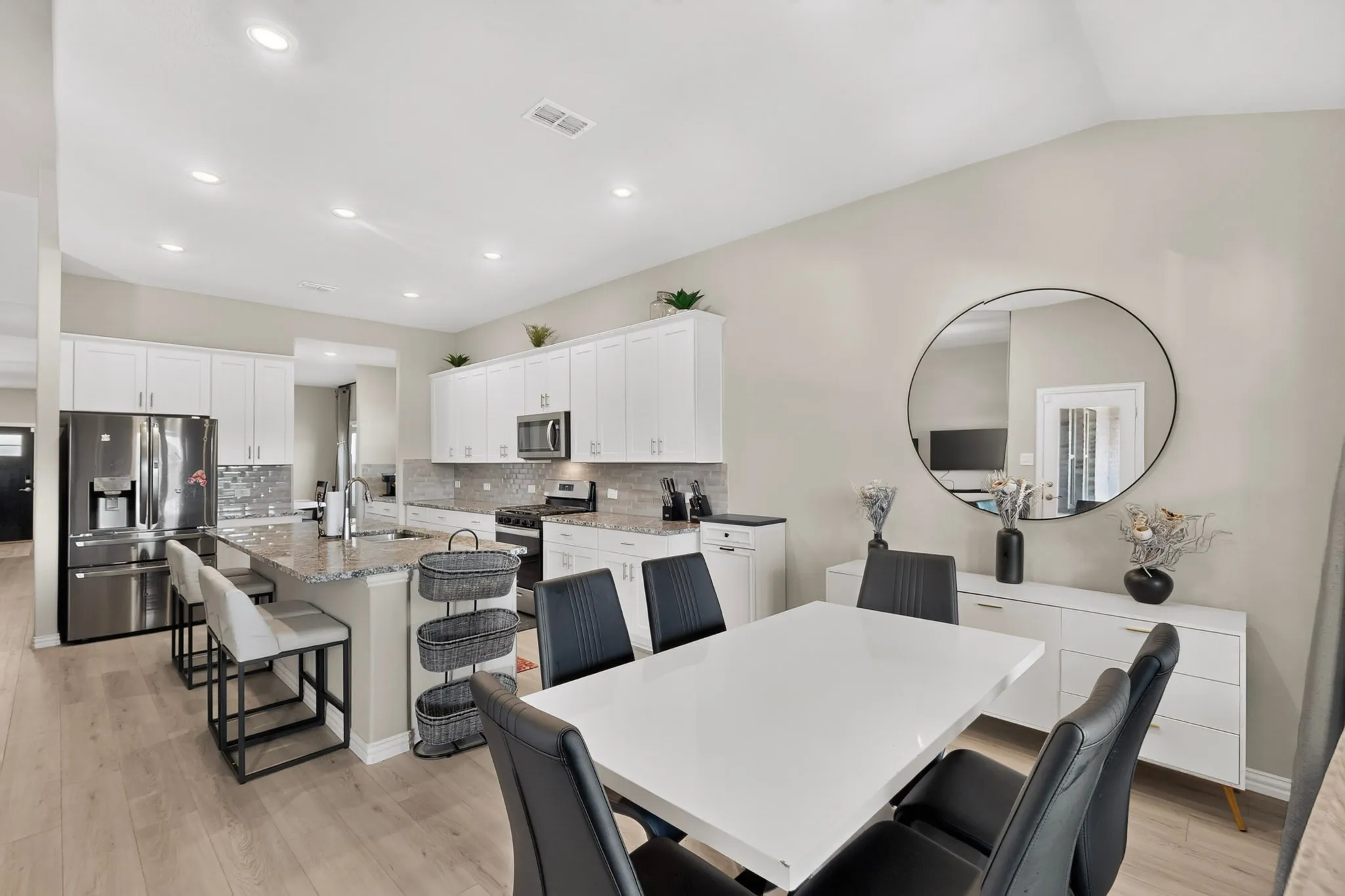 Single Family Residence For Sale in Collin County , 3817 Turpin Drive, Princeton, Texas 75071, 6 Bedroom, 4 Bathroom, 2 Garage spaces, 3,710 Sqft, built in 2024, mls#21347746, Real Estate Agent in Princeton, Homes For Sale in Collin county, Homes For Sale in Princeton, Realtor in Princeton Texas, Real Estate Brokerage Independent Realty Texas, Luminita Cordes Realtor