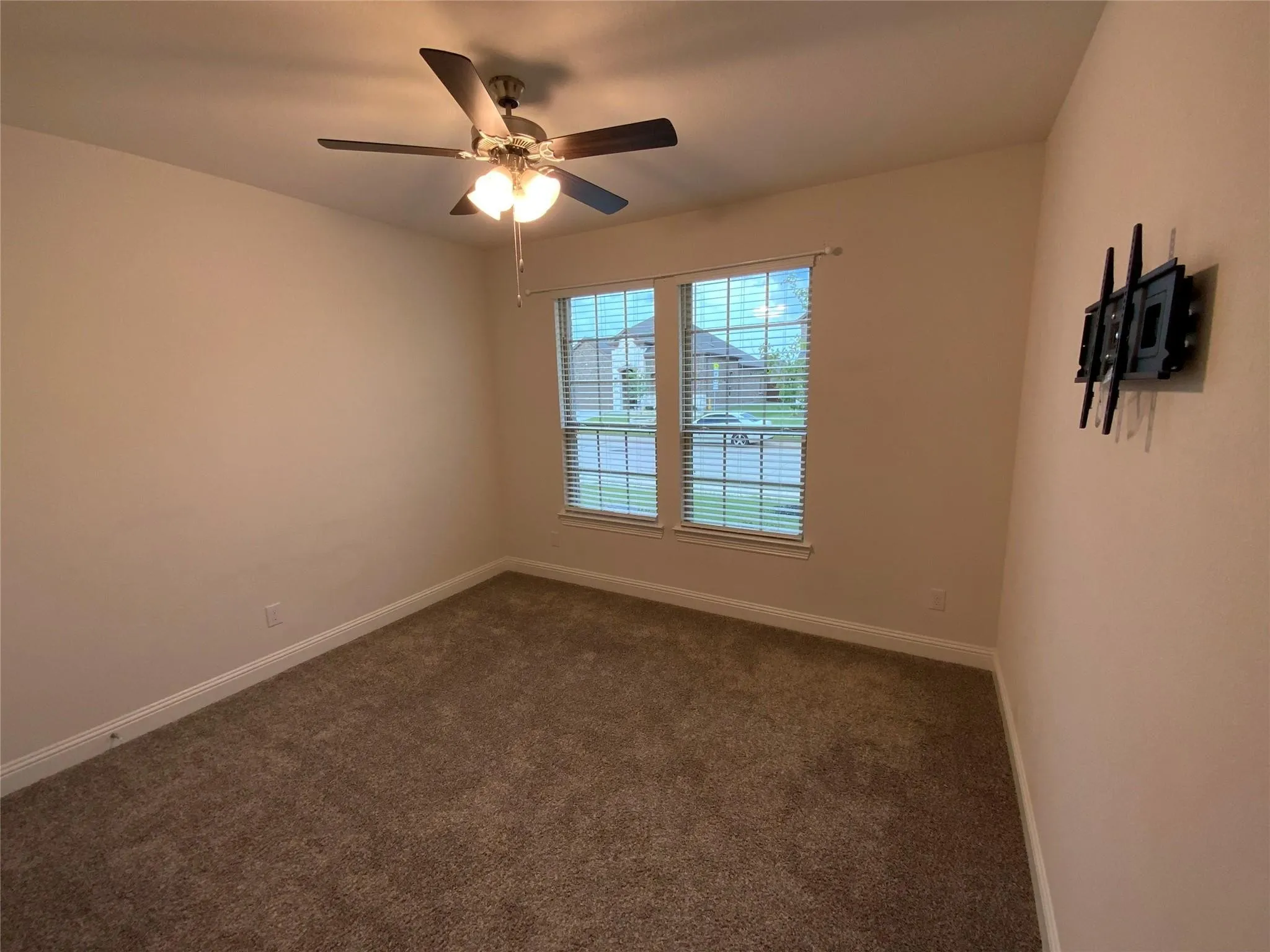 Single Family Residence For Rent in Denton County , 2913 Faro Road, Aubrey, Texas 76227, 4 Bedroom, 2 Bathroom, 2 Garage spaces, 1,852 Sqft, built in 2020, mls#21347753, Real Estate Agent in Aubrey, Homes For Rent in Denton county, Homes For Rent in Aubrey, Realtor in Aubrey Texas, Real Estate Brokerage Independent Realty Texas, Luminita Cordes Realtor